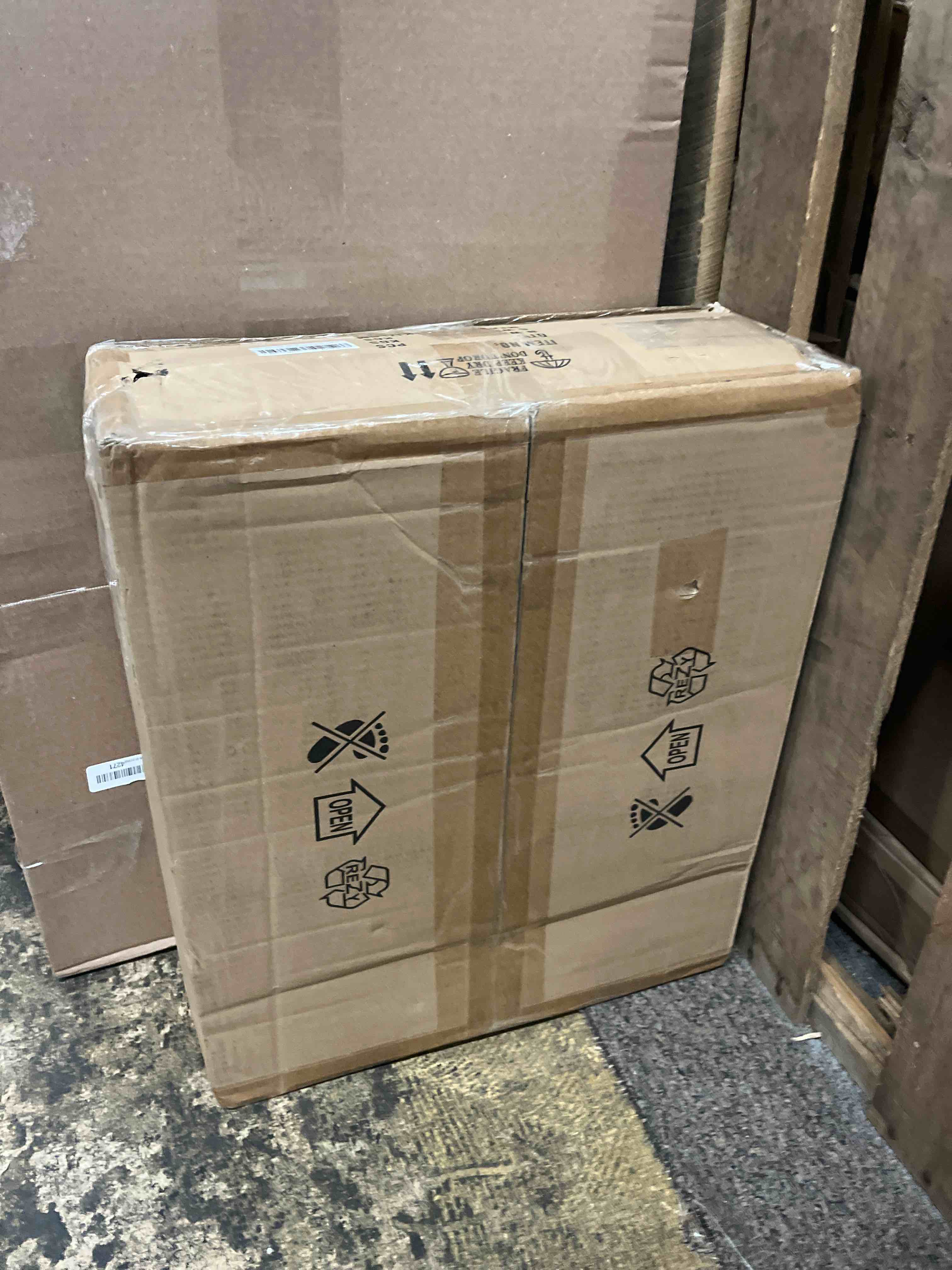 https://s3.amazonaws.com/lotting-images-prod/phillipi/TEA1797325_1759360048207.jpeg