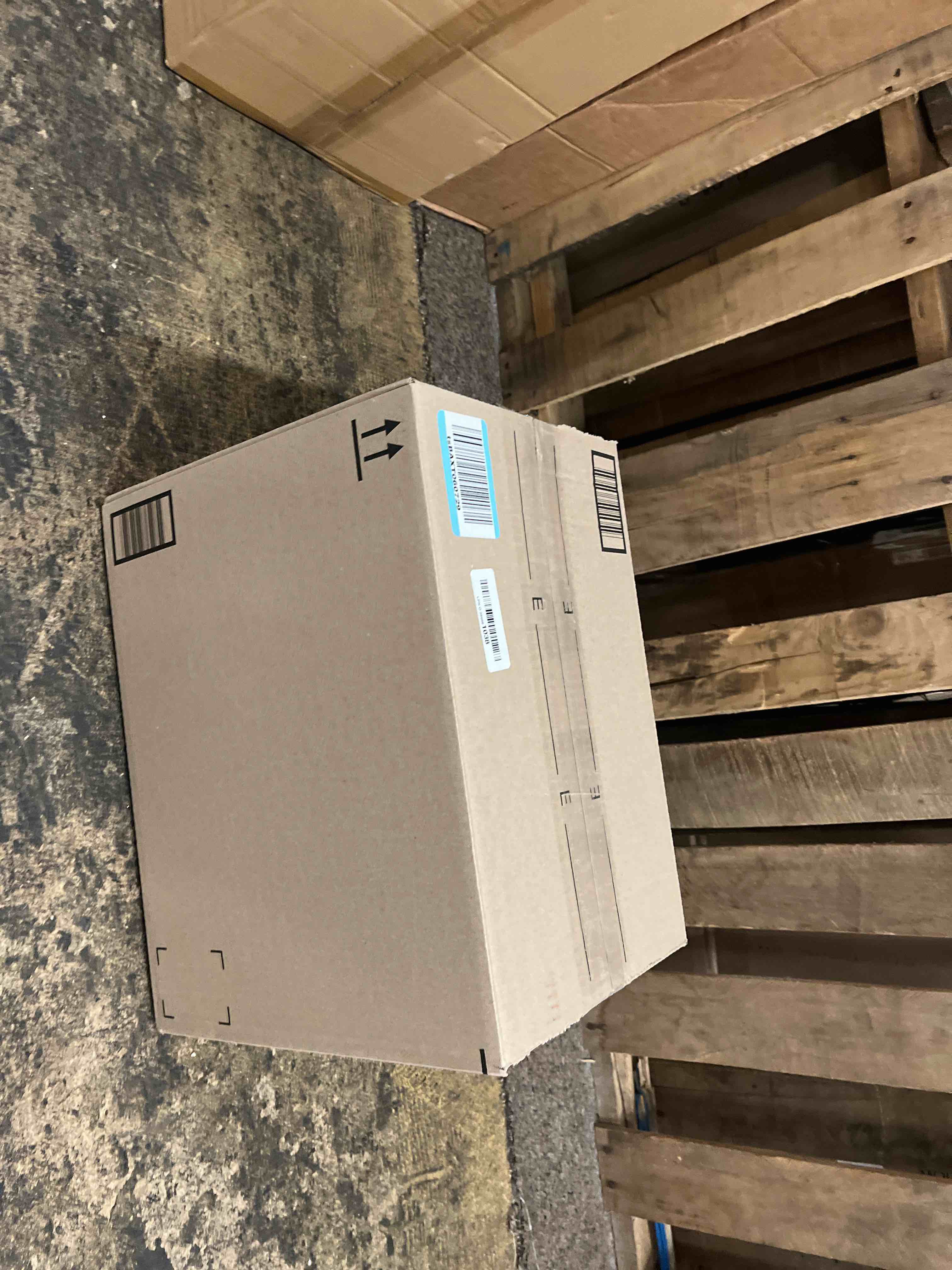 https://s3.amazonaws.com/lotting-images-prod/phillipi/TEA1797333_1759357903081.jpeg