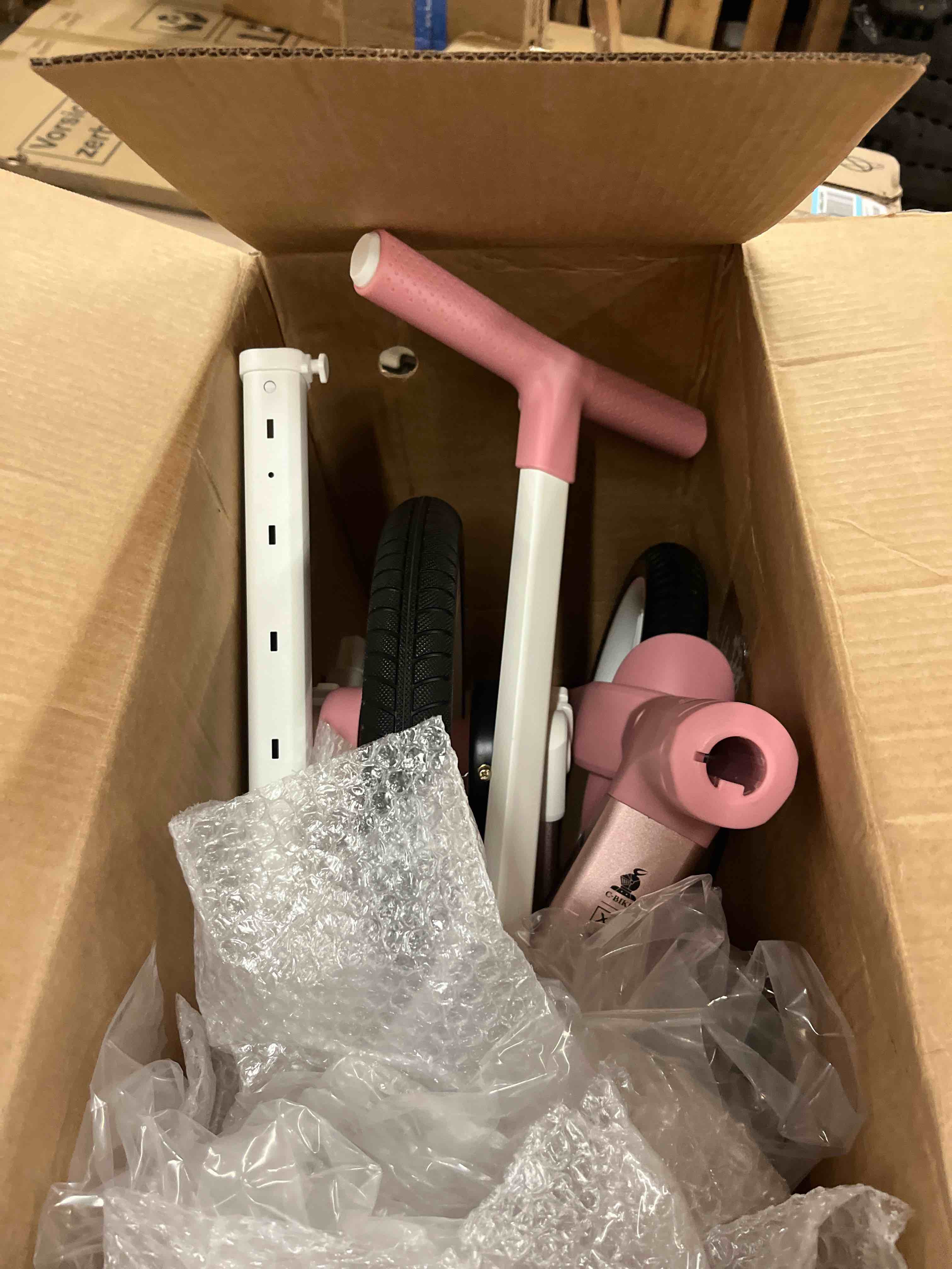 https://s3.amazonaws.com/lotting-images-prod/phillipi/TEA1797385_1759355165496.jpeg