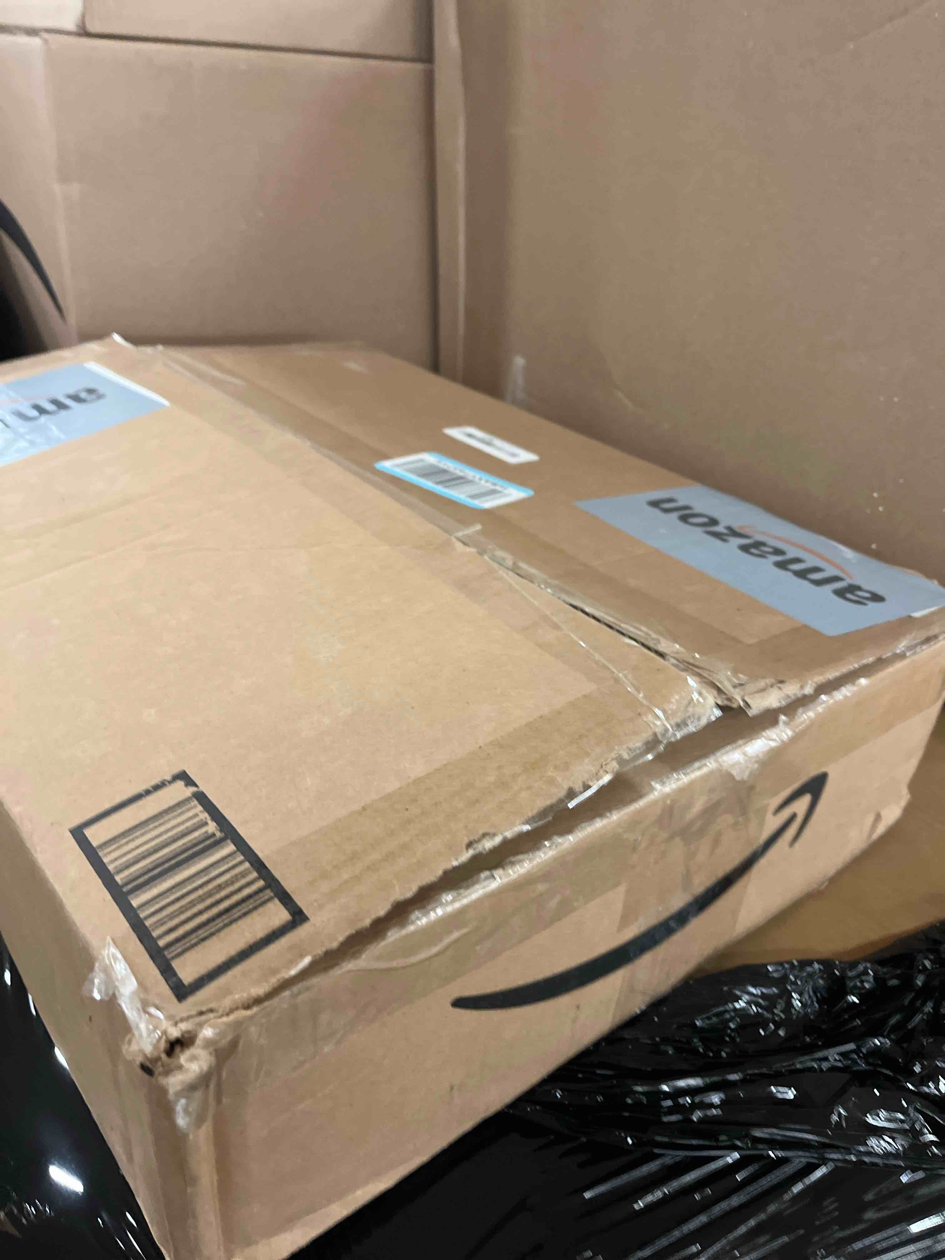 https://s3.amazonaws.com/lotting-images-prod/phillipi/TEA1797399_1759353508701.jpeg