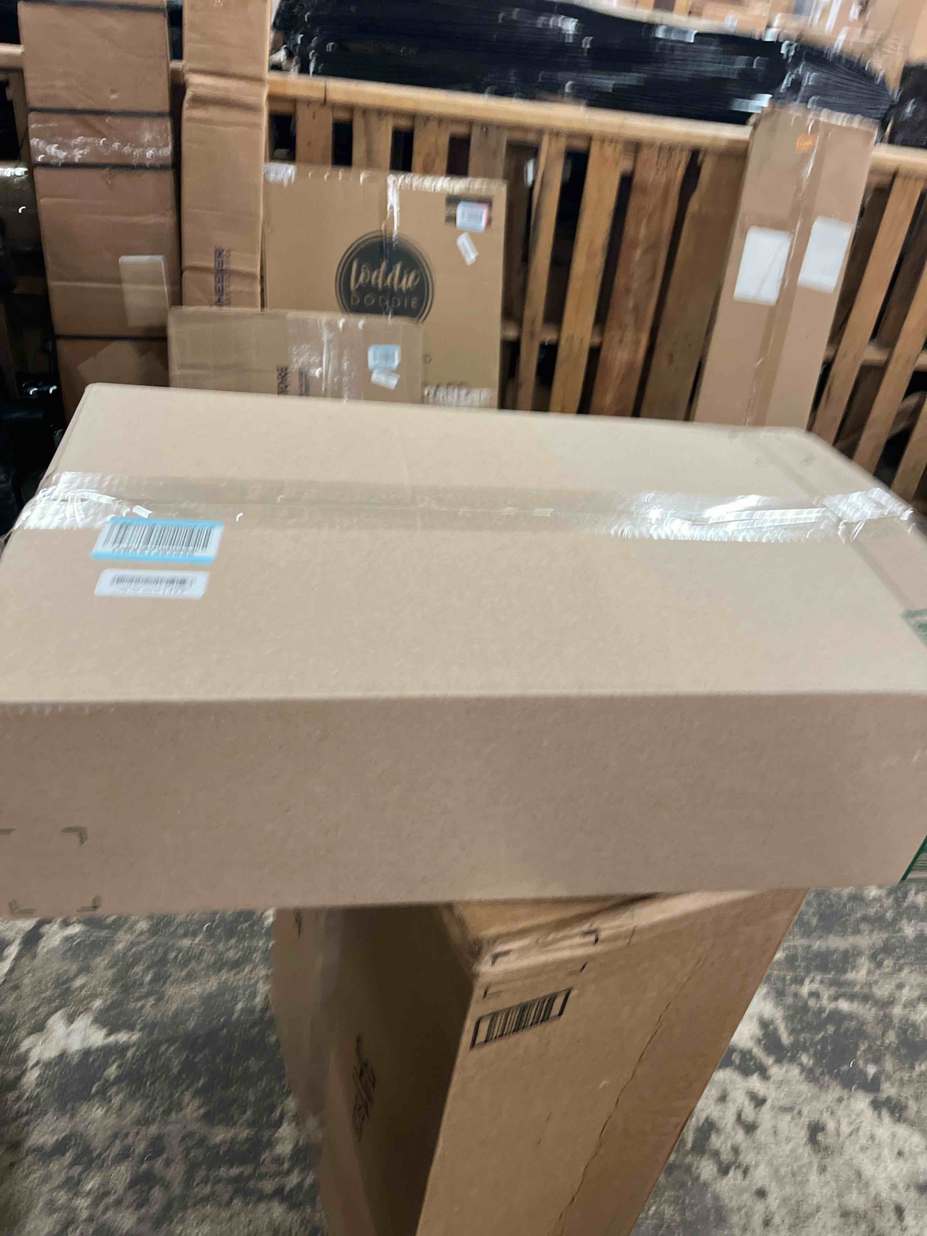 https://s3.amazonaws.com/lotting-images-prod/phillipi/TEA1797400_1759353623078.jpeg