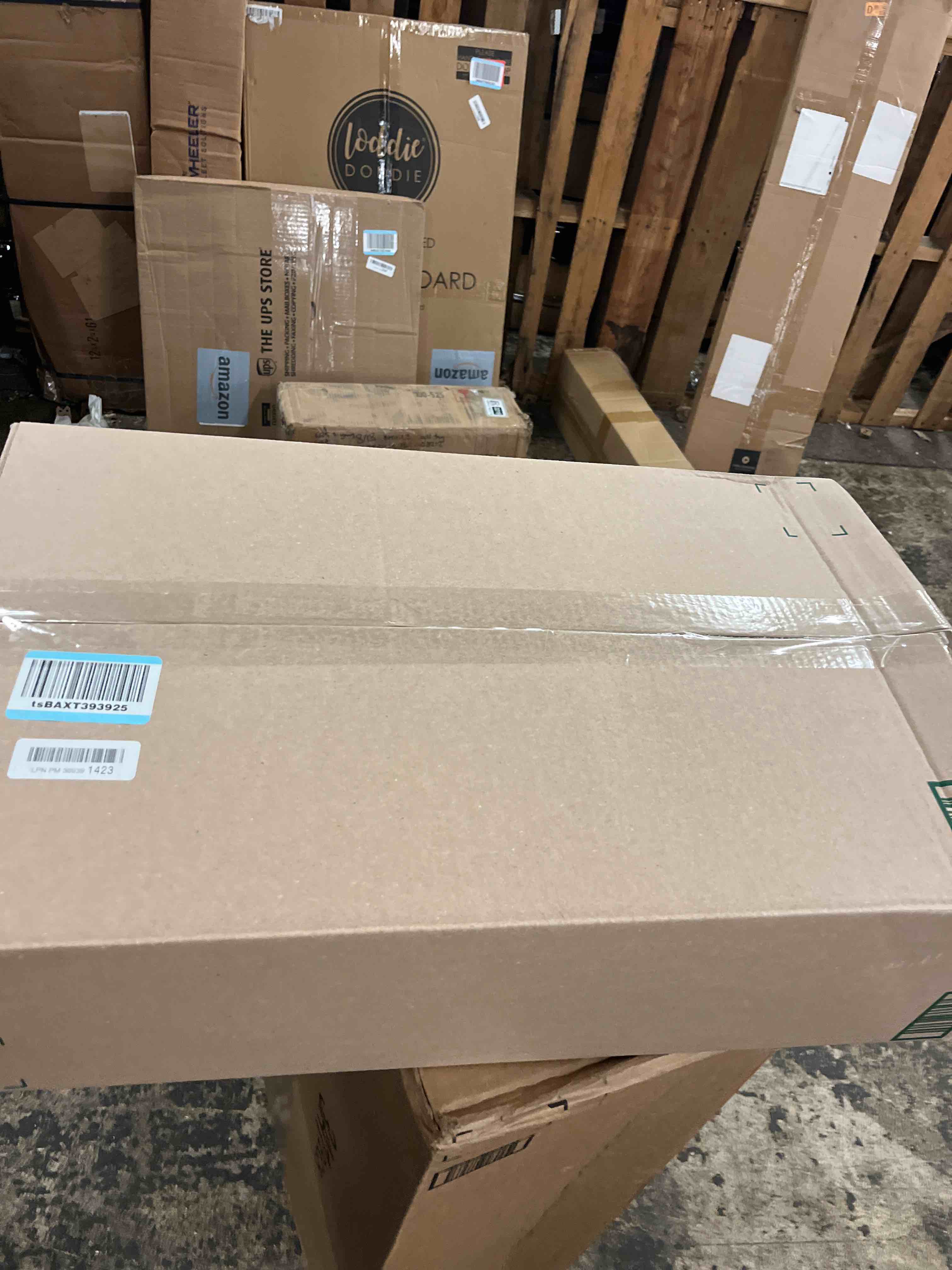 https://s3.amazonaws.com/lotting-images-prod/phillipi/TEA1797400_1759353624705.jpeg