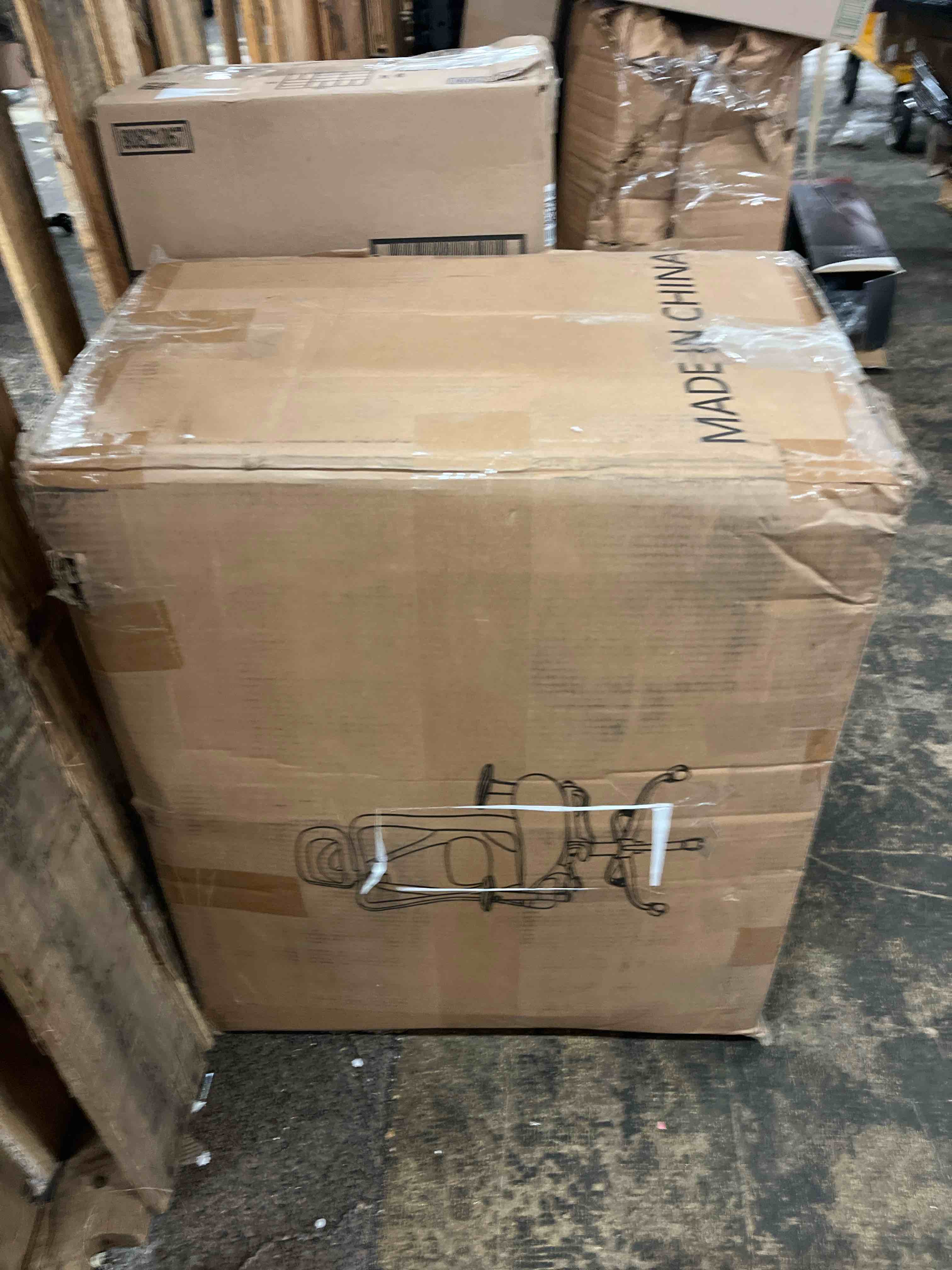 https://s3.amazonaws.com/lotting-images-prod/phillipi/TEA1797403_1759351915084.jpeg