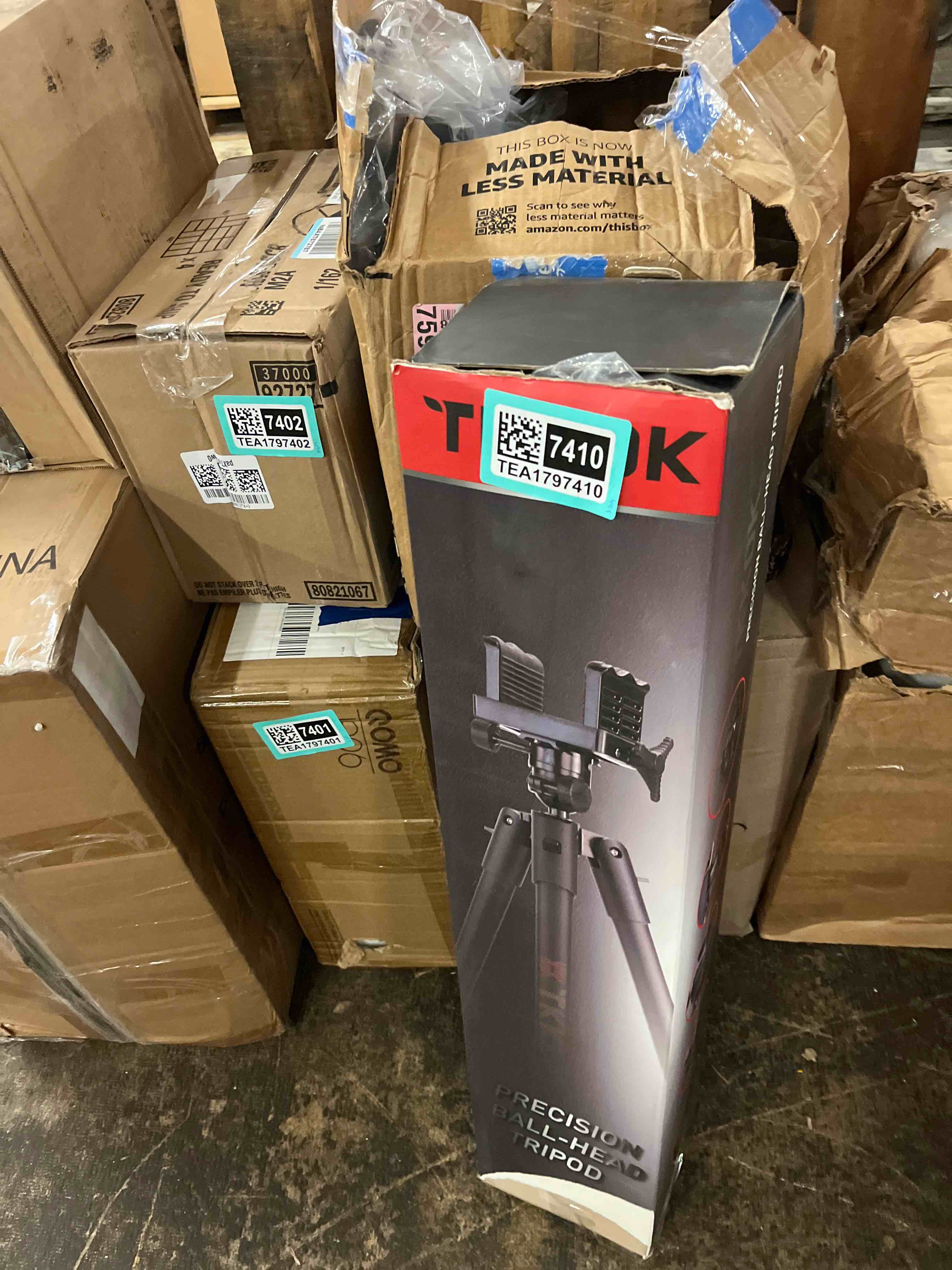https://s3.amazonaws.com/lotting-images-prod/phillipi/TEA1797410_1759352981134.jpeg
