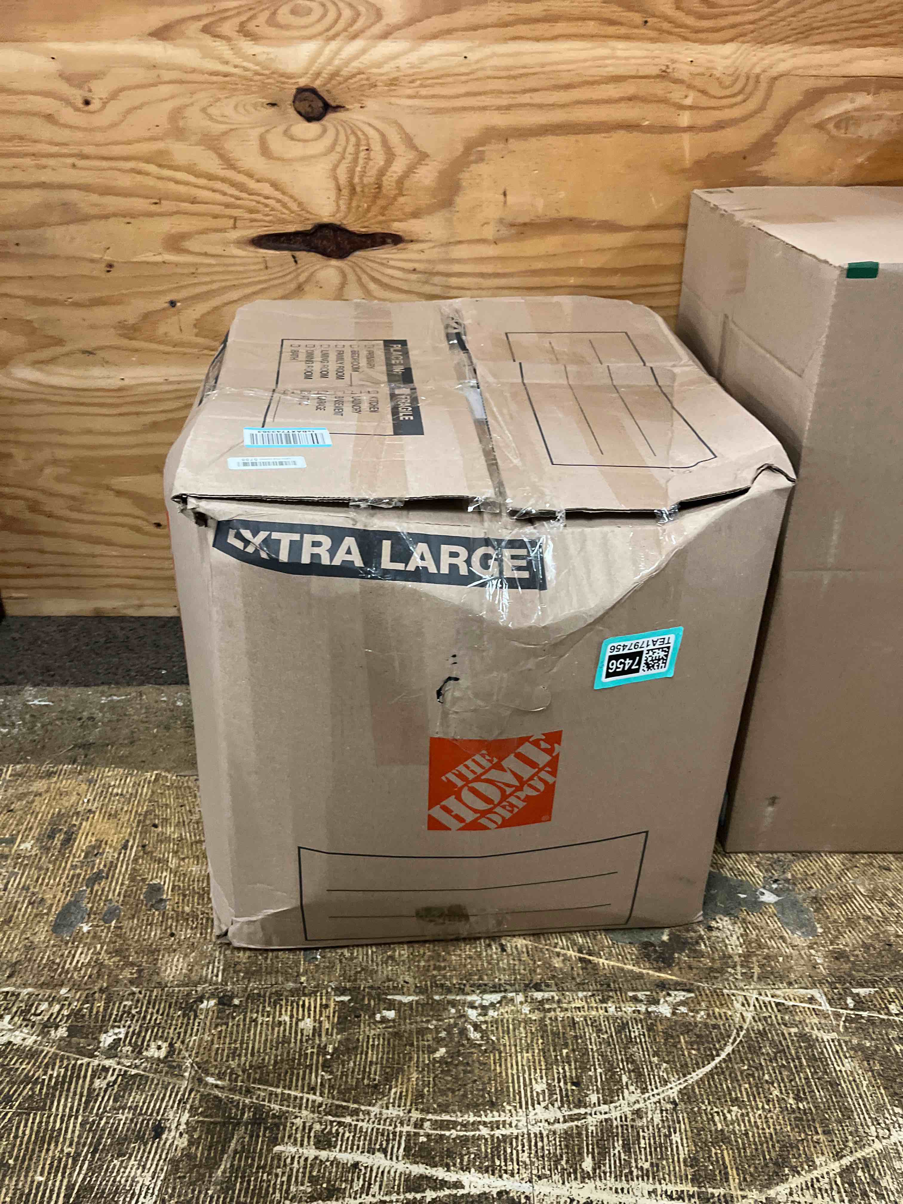 https://s3.amazonaws.com/lotting-images-prod/phillipi/TEA1797456_1759448495724.jpeg