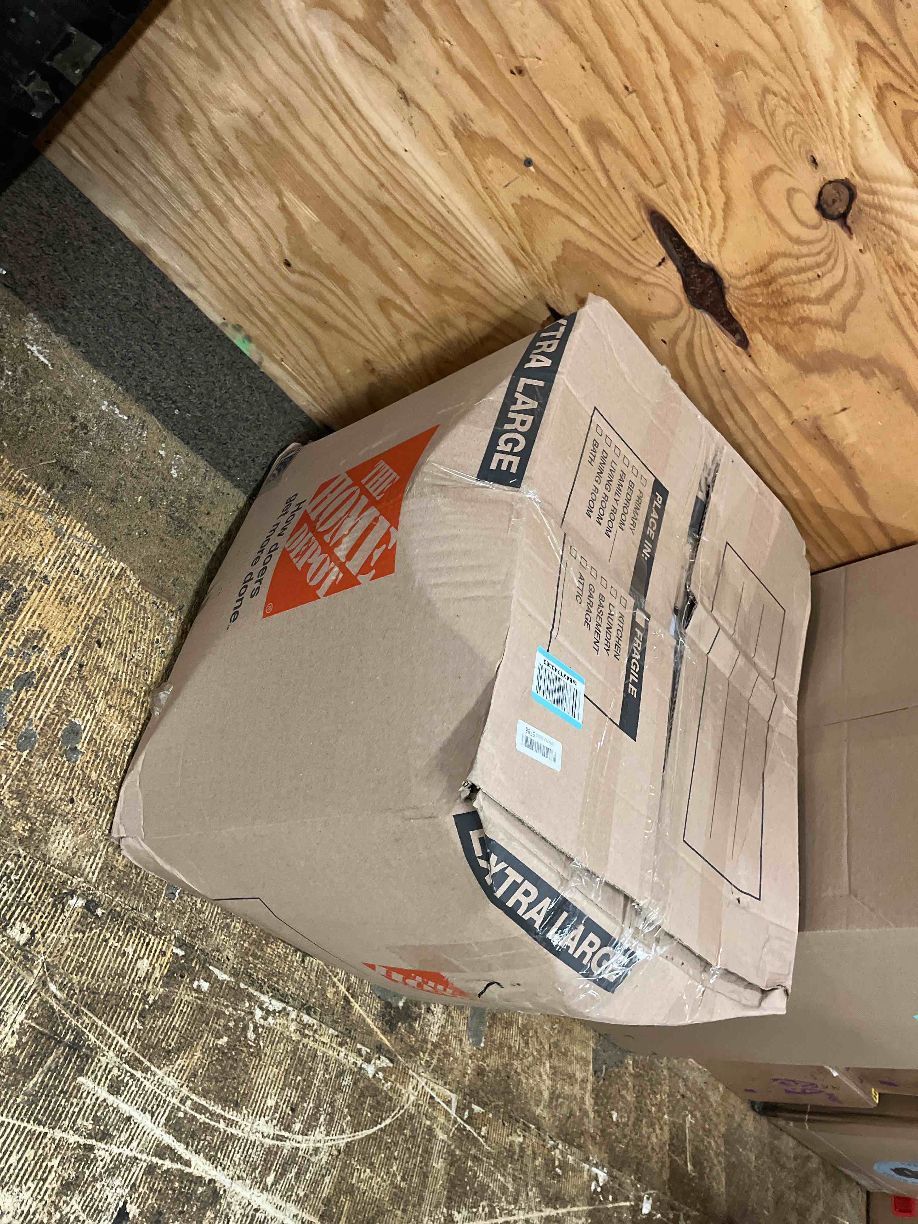 https://s3.amazonaws.com/lotting-images-prod/phillipi/TEA1797456_1759448497517.jpeg
