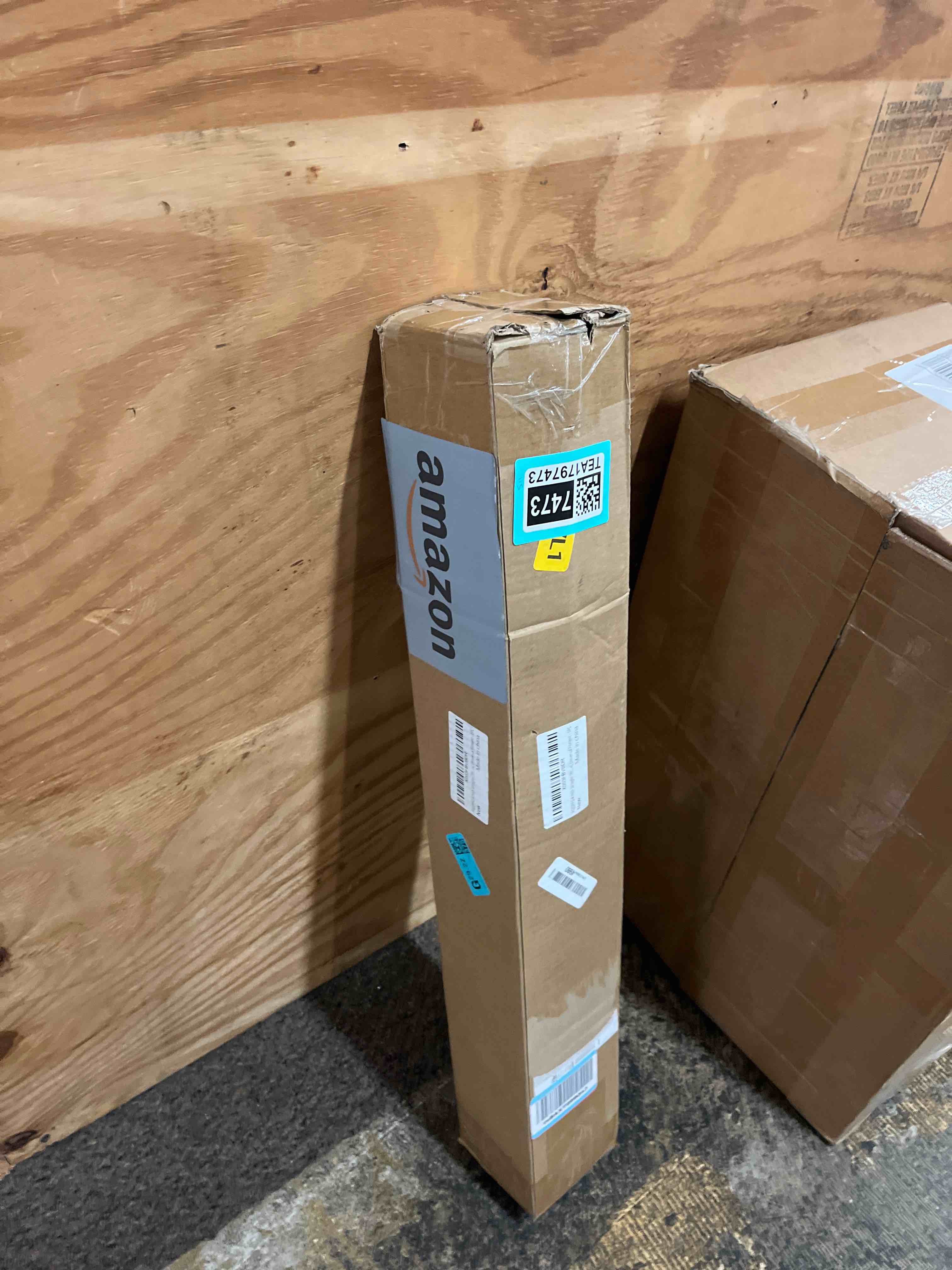 https://s3.amazonaws.com/lotting-images-prod/phillipi/TEA1797473_1759444558231.jpeg