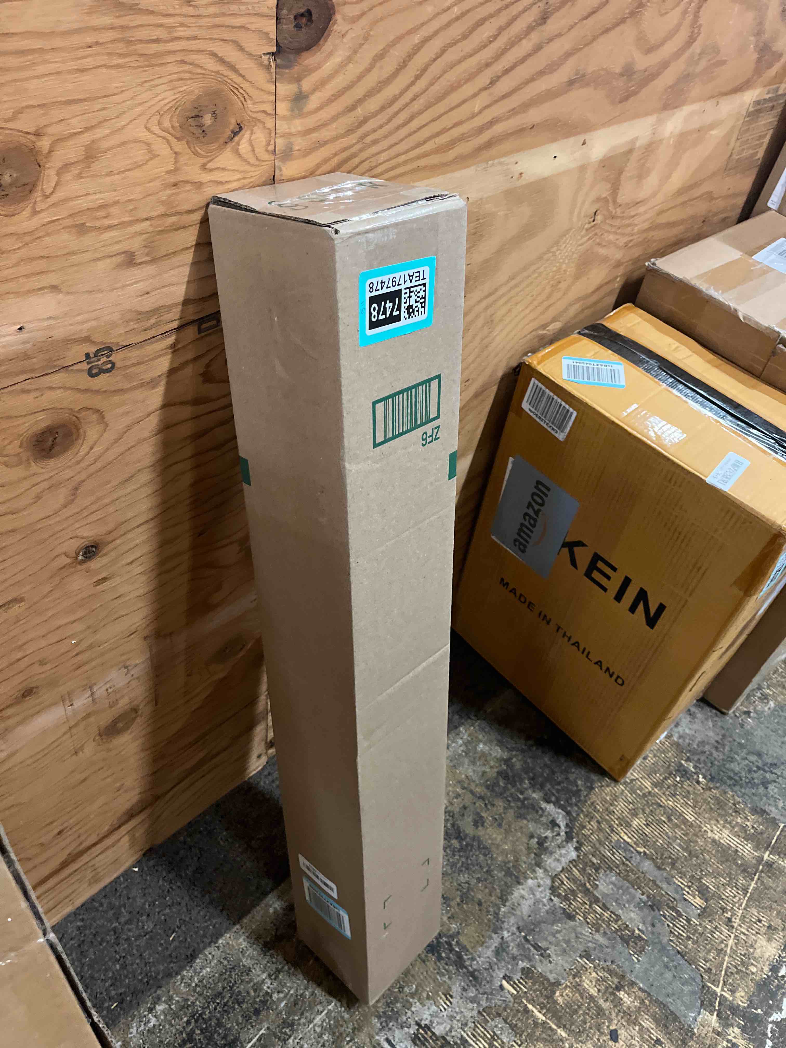 https://s3.amazonaws.com/lotting-images-prod/phillipi/TEA1797478_1759445206480.jpeg