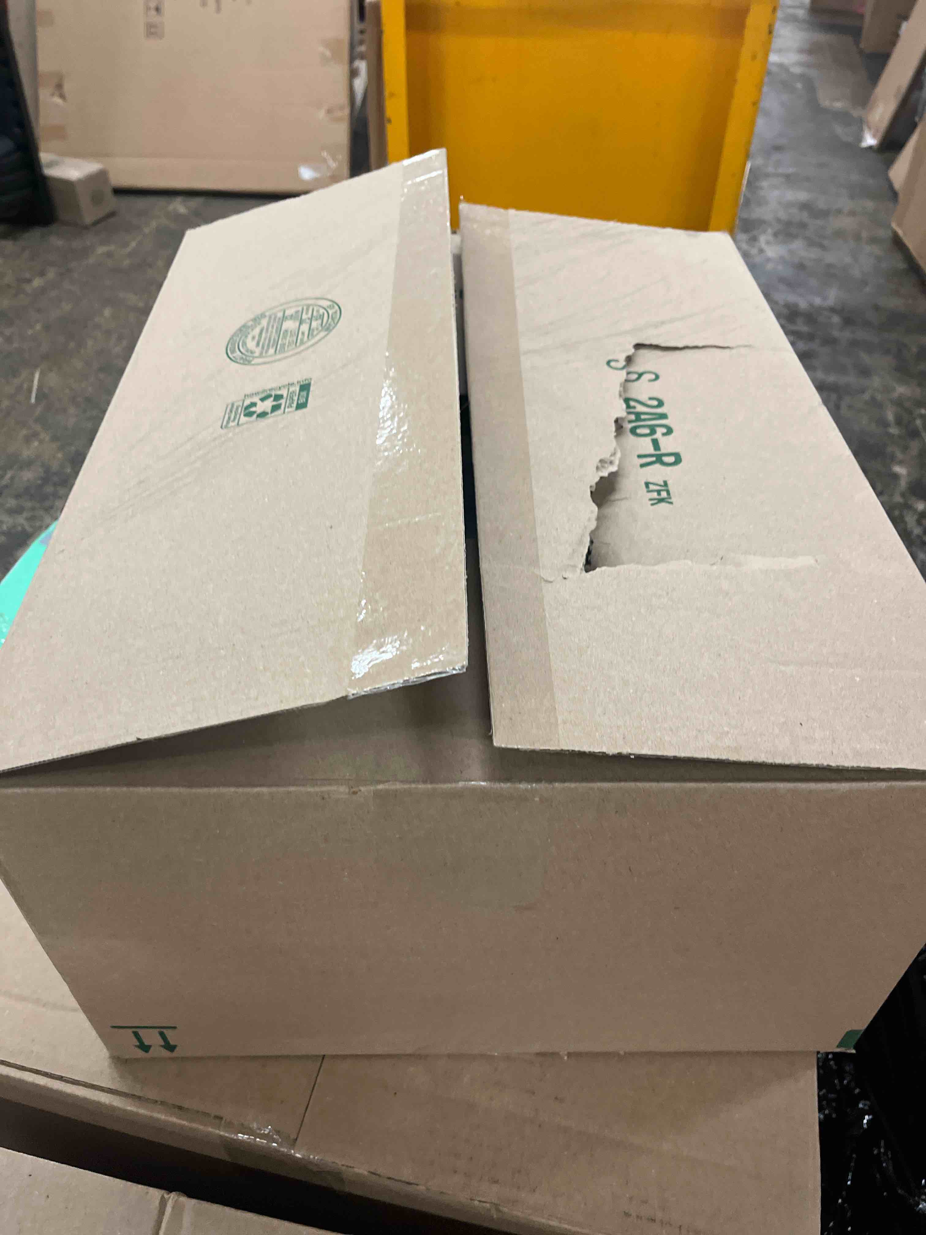 https://s3.amazonaws.com/lotting-images-prod/phillipi/TEA1797528_1759445707663.jpeg