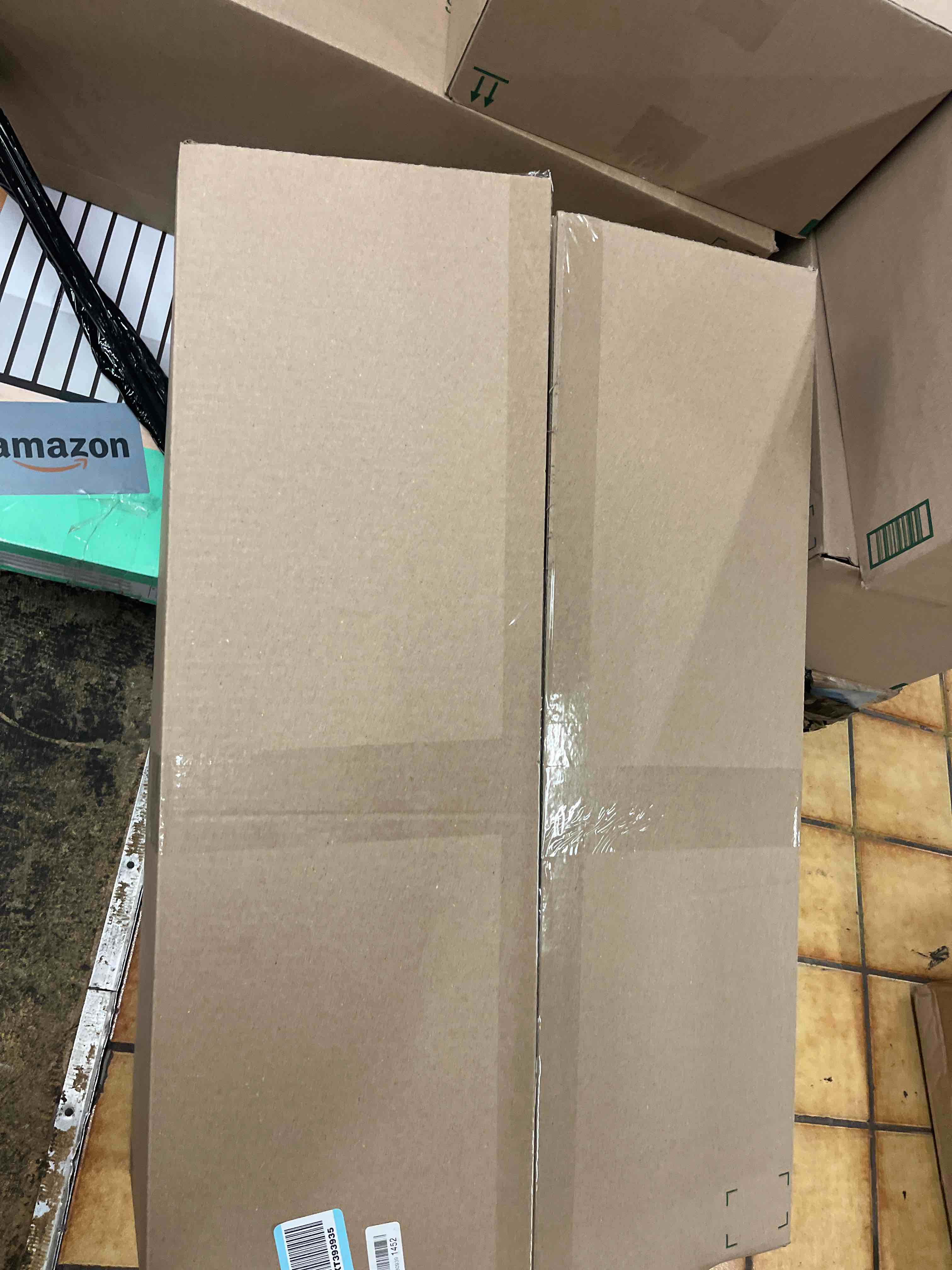 https://s3.amazonaws.com/lotting-images-prod/phillipi/TEA1797540_1759445496539.jpeg
