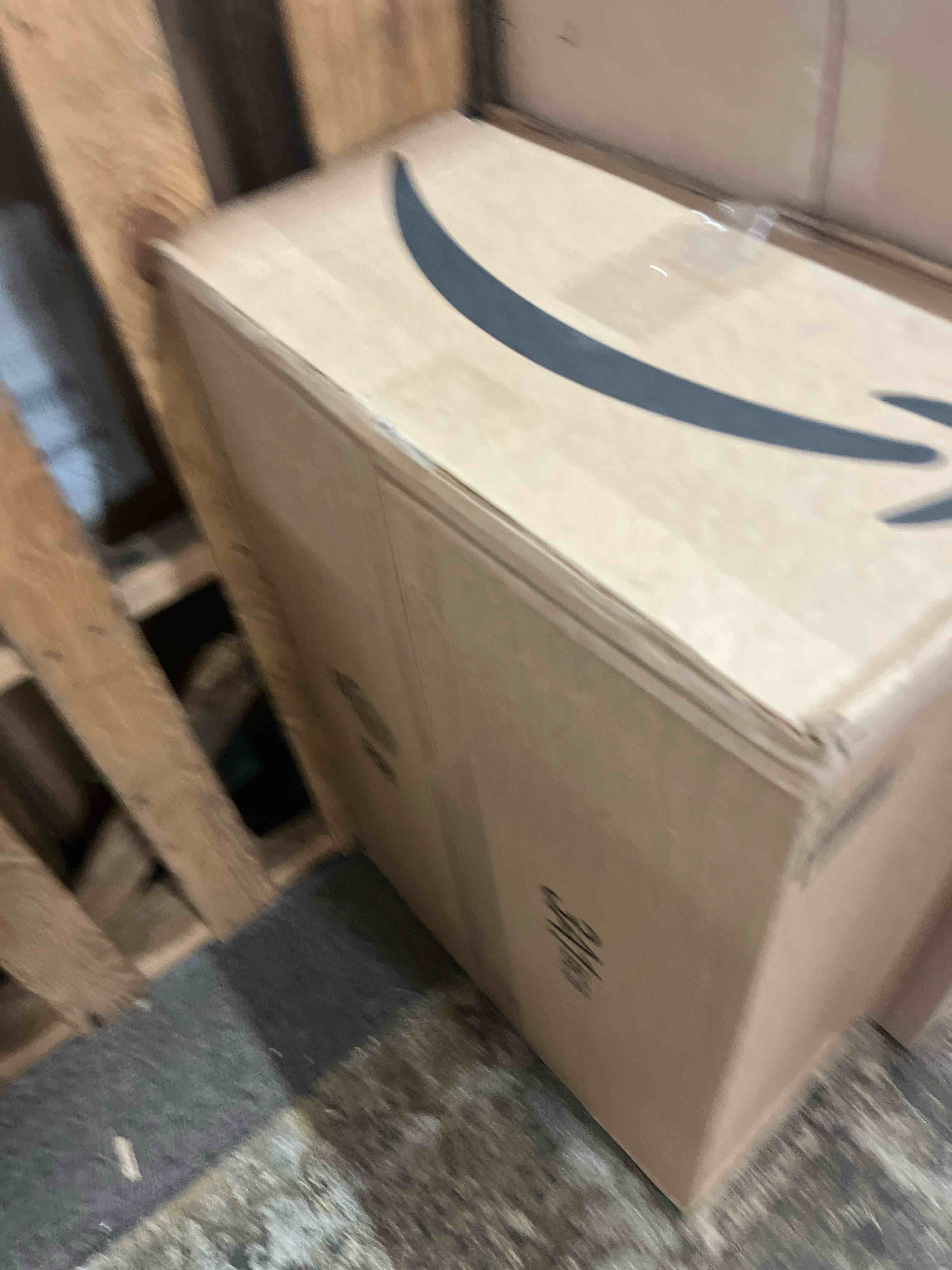 https://s3.amazonaws.com/lotting-images-prod/phillipi/TEA1797547_1759446548034.jpeg