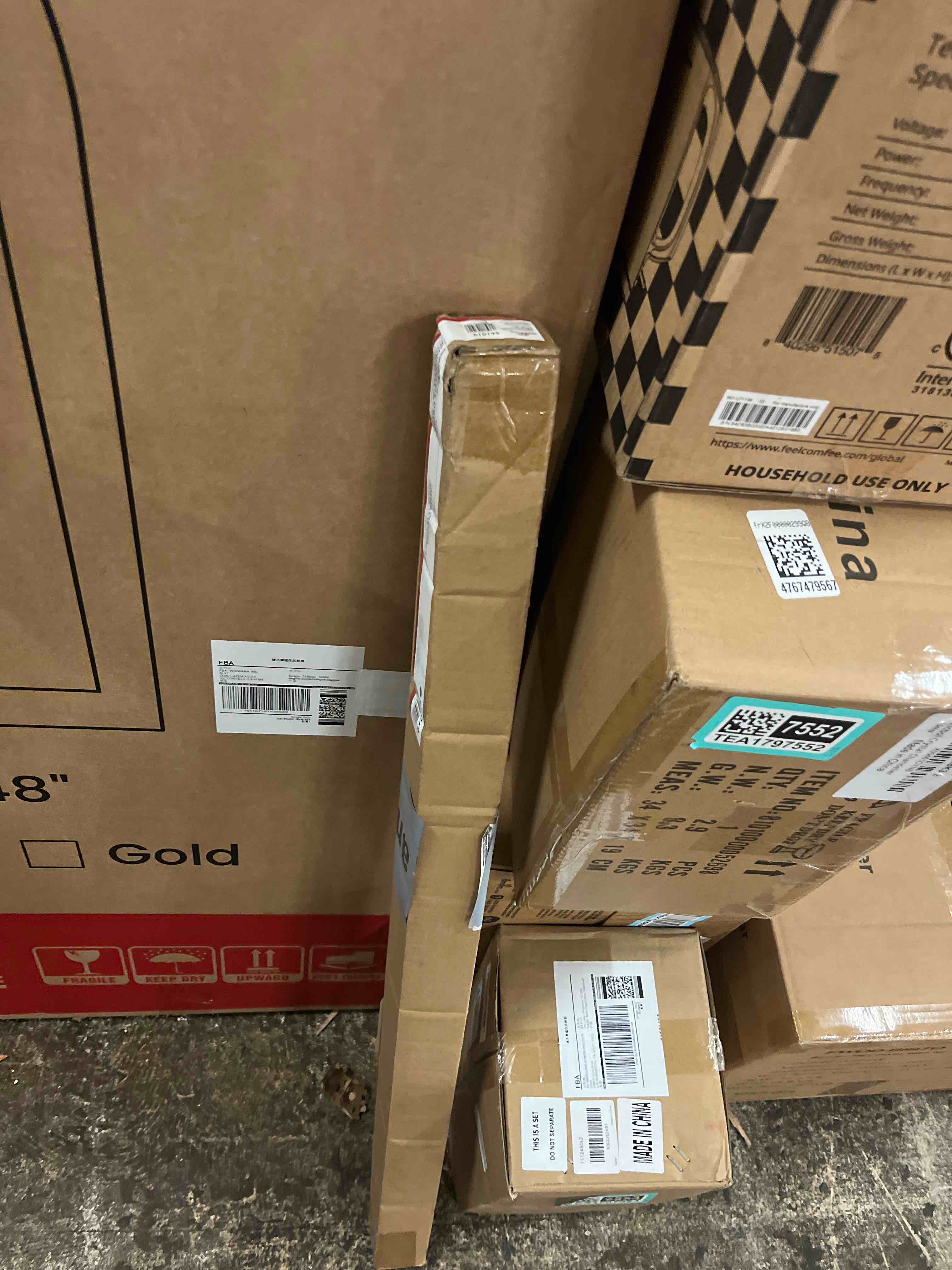 https://s3.amazonaws.com/lotting-images-prod/phillipi/TEA1797563_1759447460613.jpeg