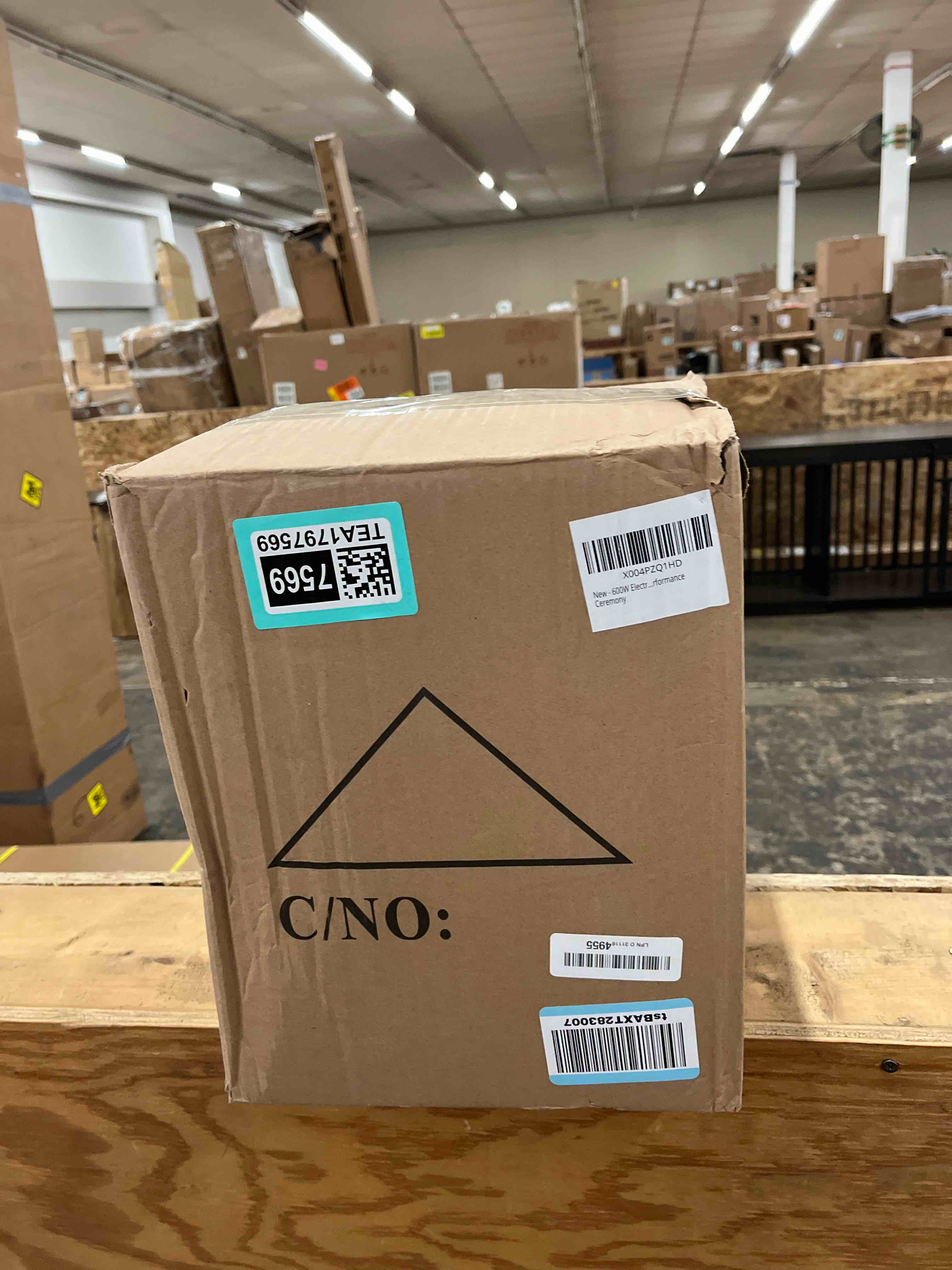 https://s3.amazonaws.com/lotting-images-prod/phillipi/TEA1797569_1759490285623.jpeg