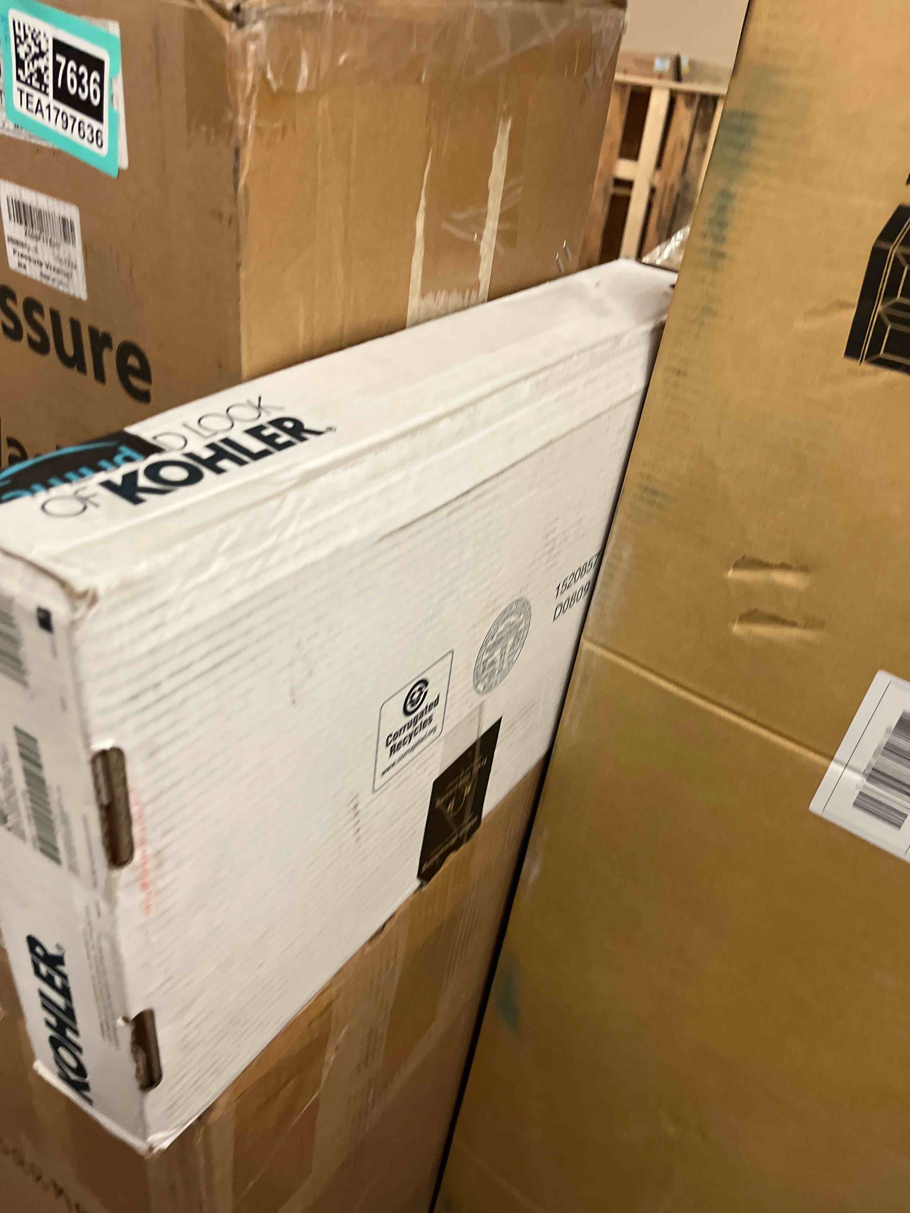 https://s3.amazonaws.com/lotting-images-prod/phillipi/TEA1797640_1759781214360.jpeg