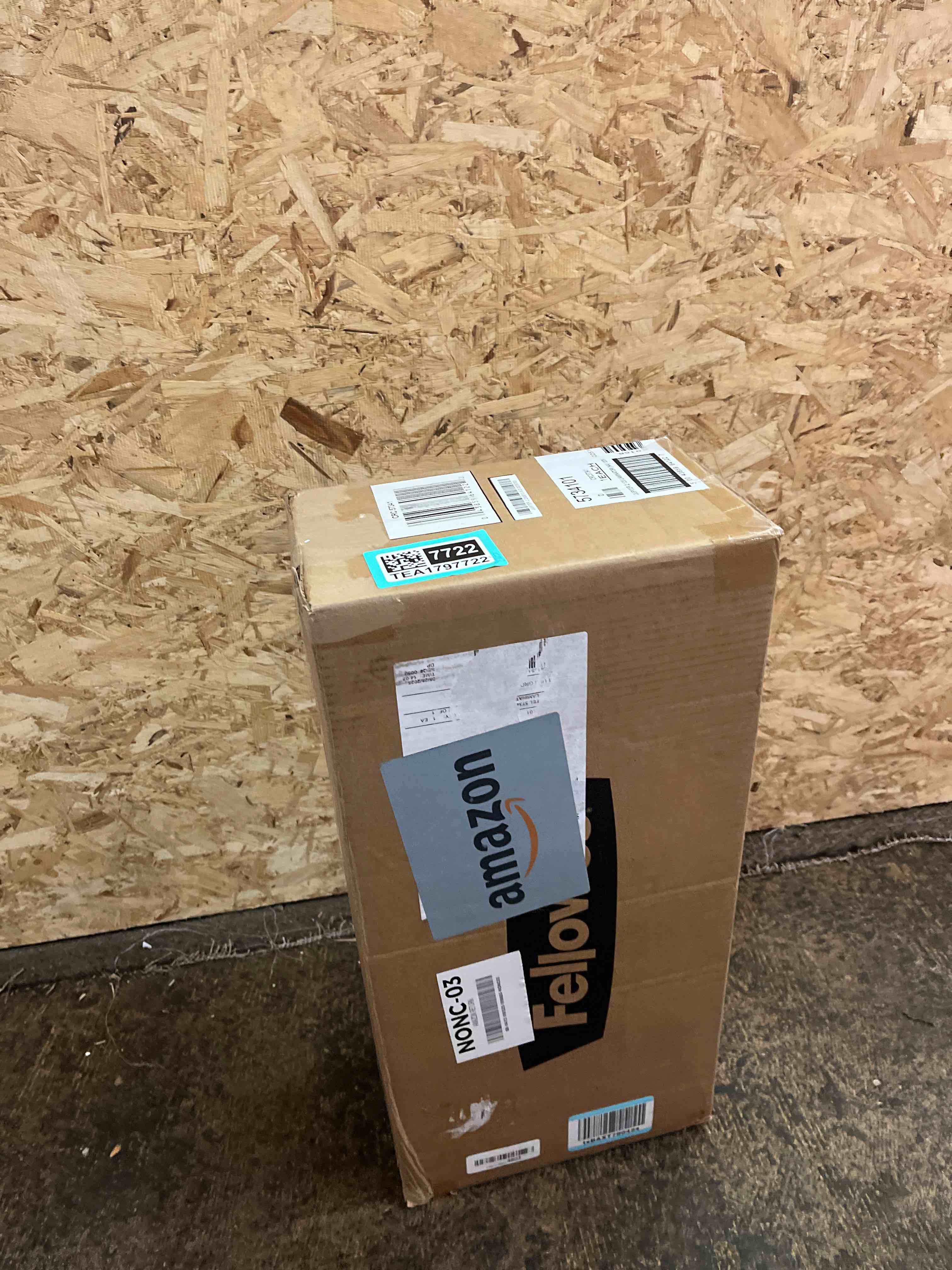 https://s3.amazonaws.com/lotting-images-prod/phillipi/TEA1797722_1759783224976.jpeg