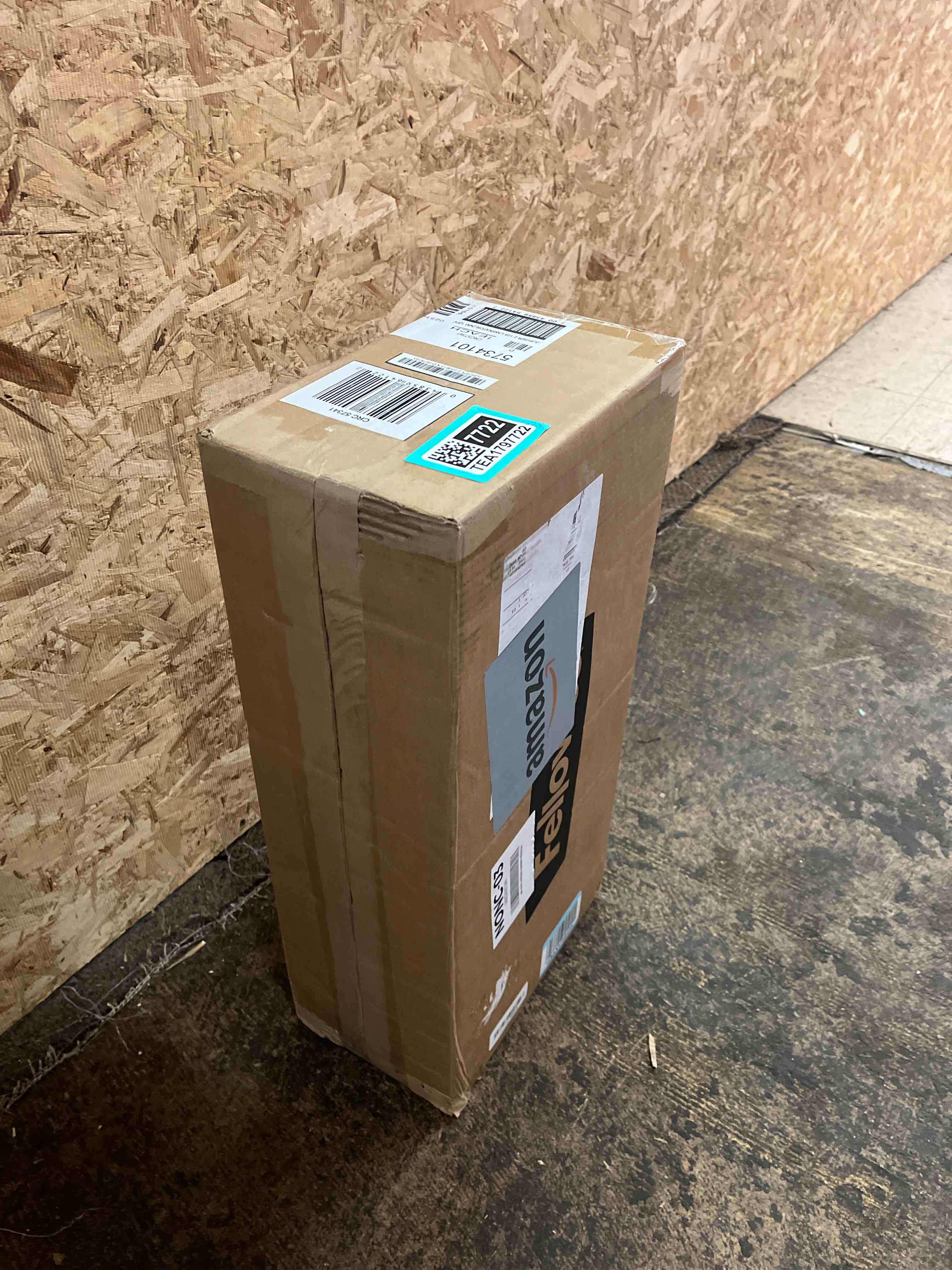 https://s3.amazonaws.com/lotting-images-prod/phillipi/TEA1797722_1759783227242.jpeg