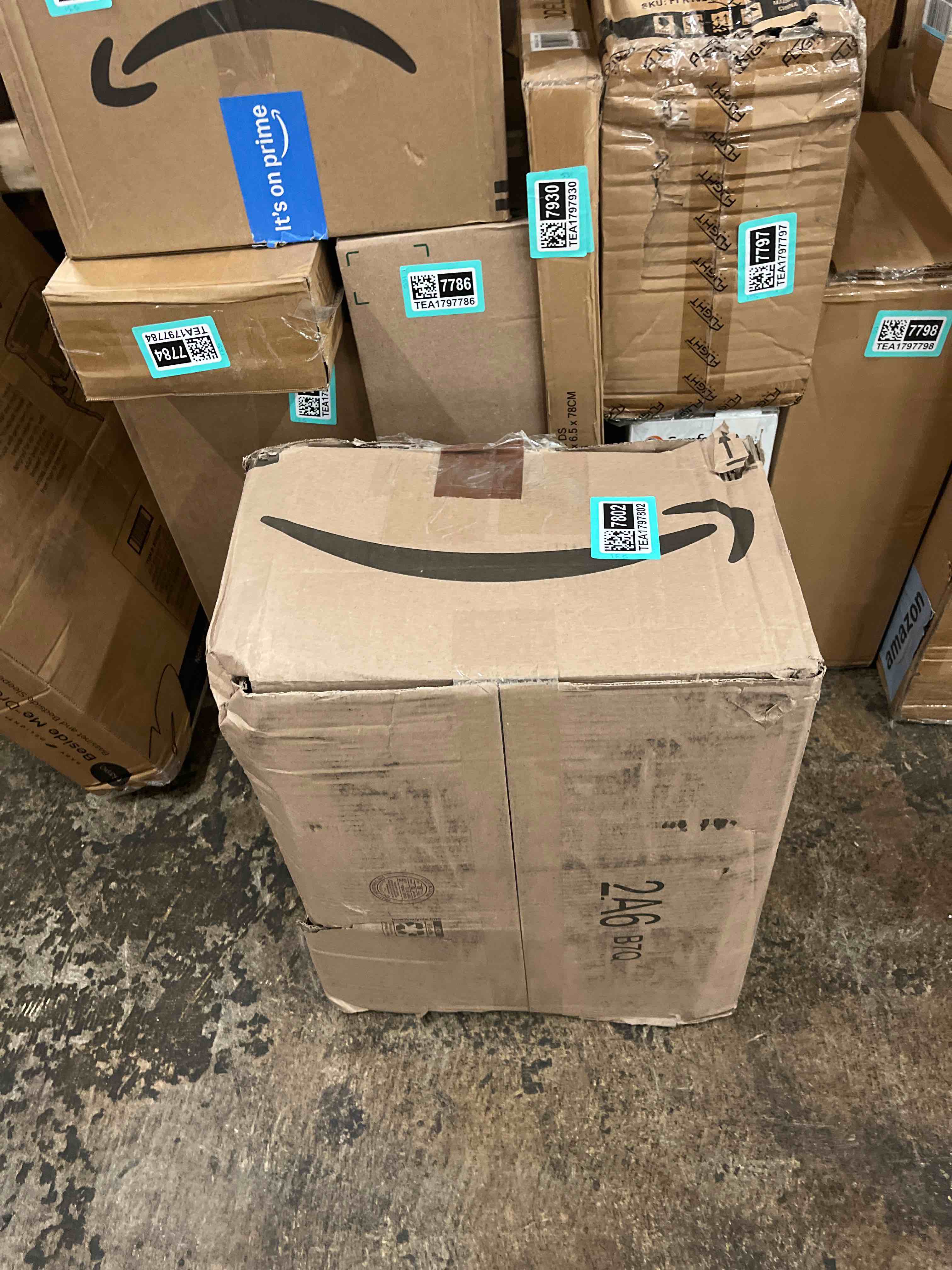 https://s3.amazonaws.com/lotting-images-prod/phillipi/TEA1797802_1759831338423.jpeg