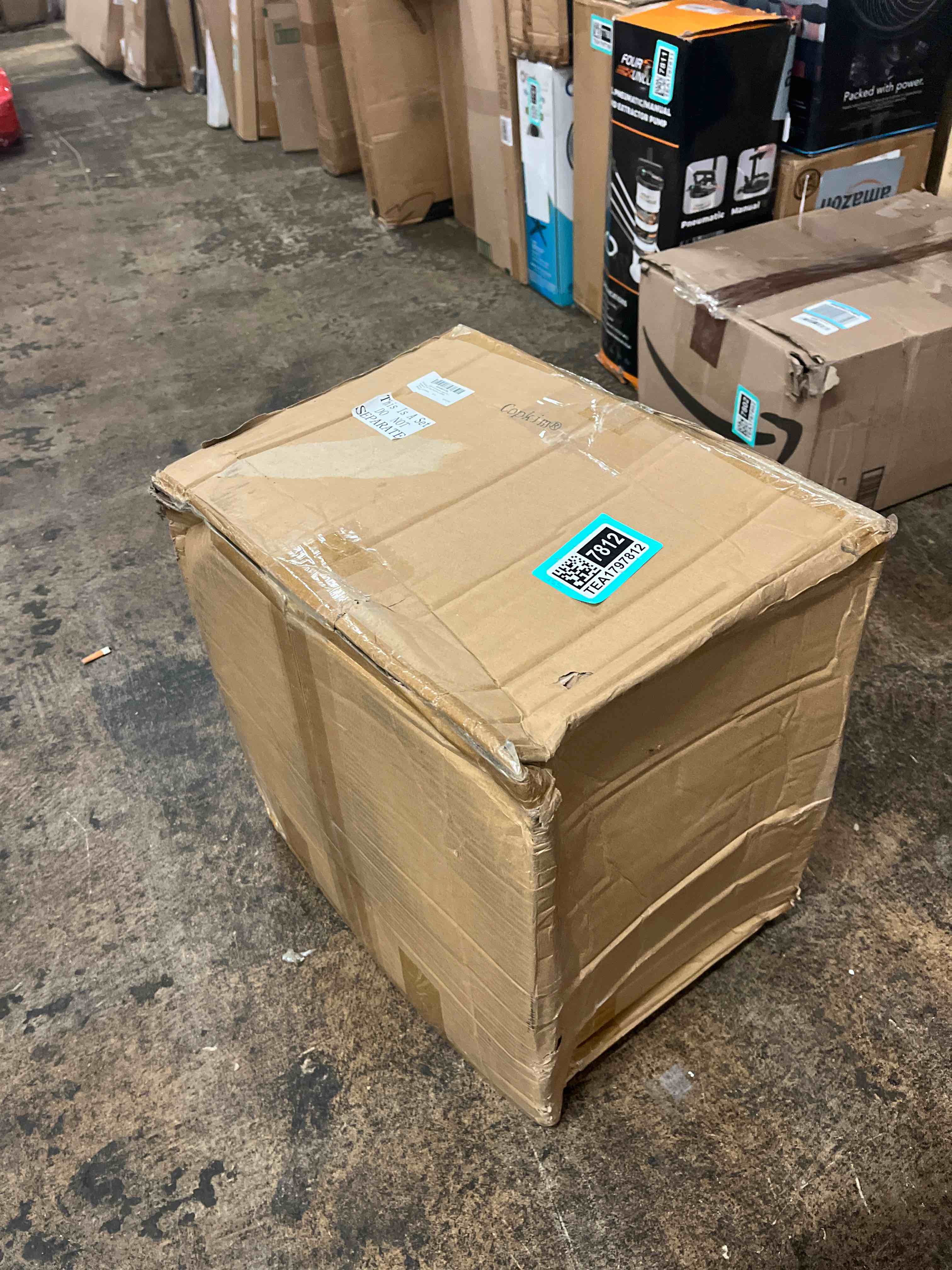 https://s3.amazonaws.com/lotting-images-prod/phillipi/TEA1797812_1759833727376.jpeg