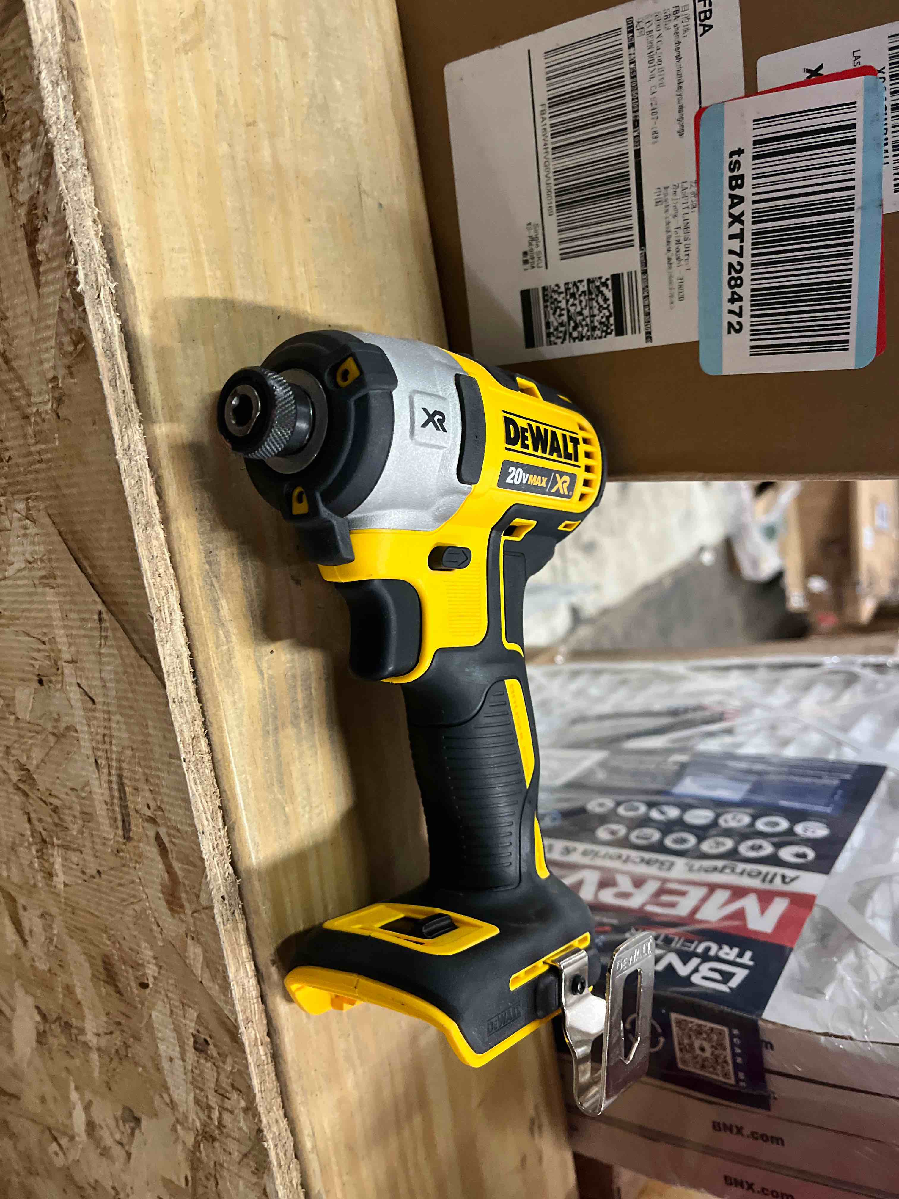 https://s3.amazonaws.com/lotting-images-prod/phillipi/TEA1797823_1760050411087.jpeg
