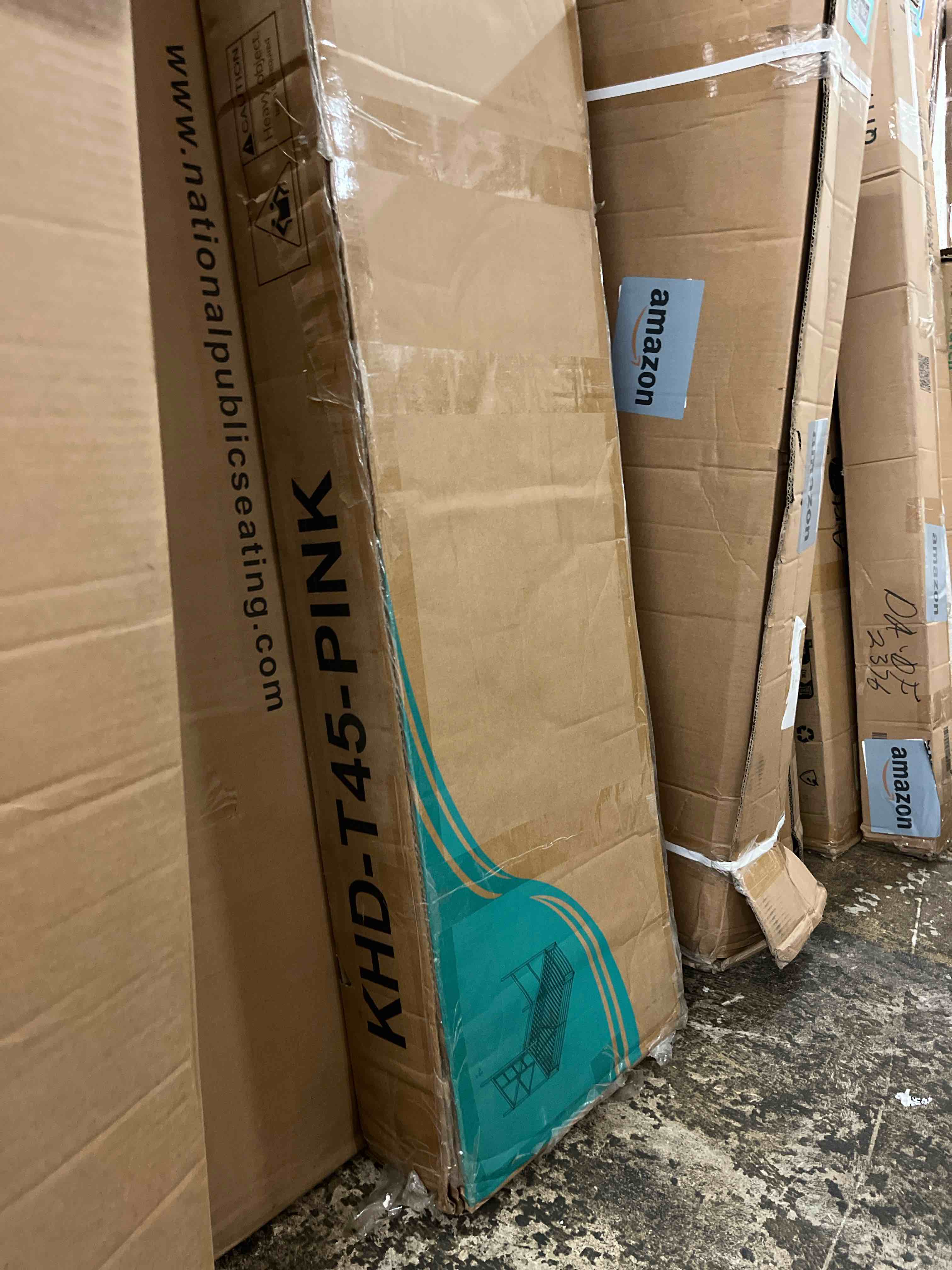 https://s3.amazonaws.com/lotting-images-prod/phillipi/TEA1797866_1759826395574.jpeg