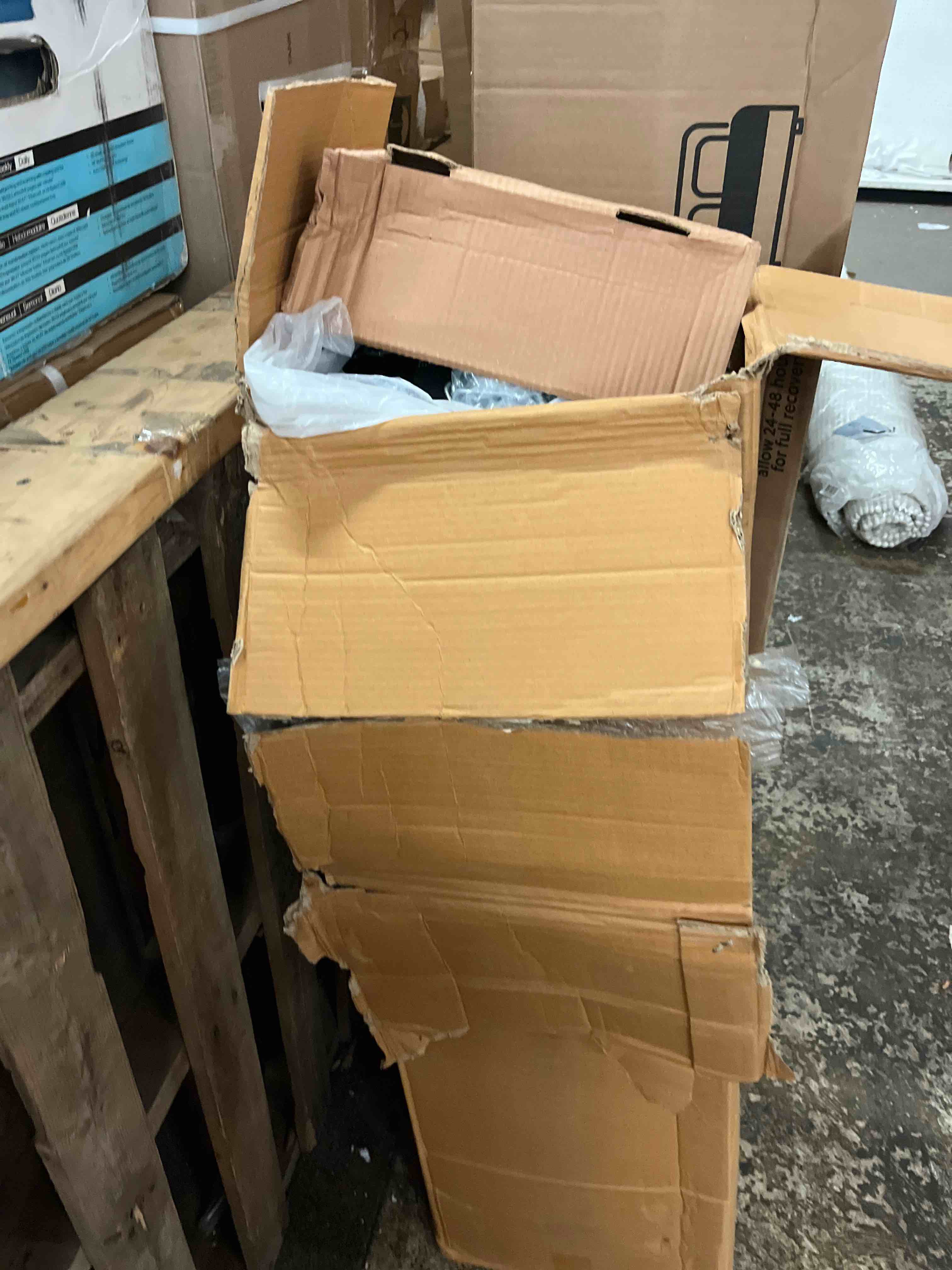 https://s3.amazonaws.com/lotting-images-prod/phillipi/TEA1797871_1759826166426.jpeg