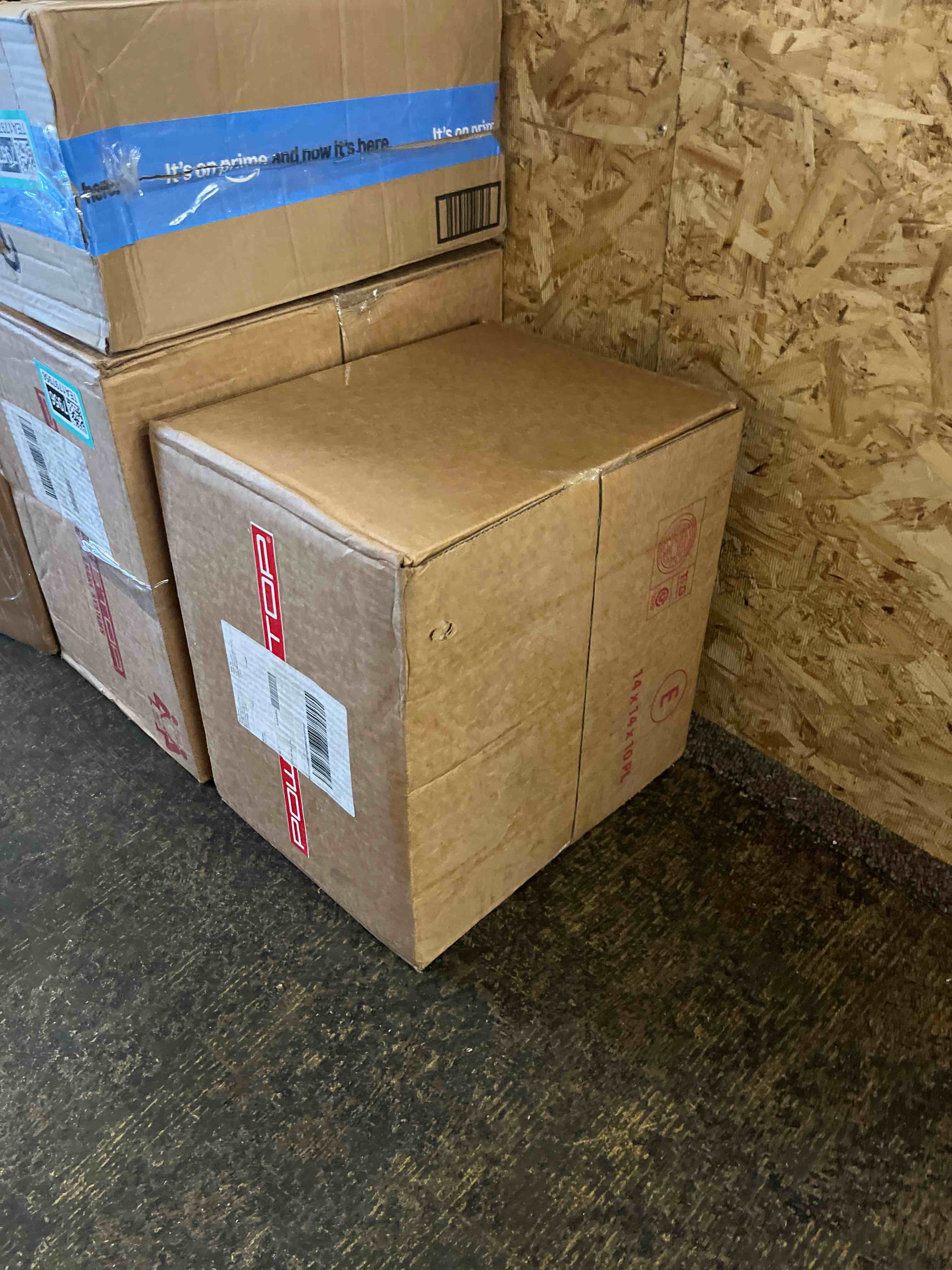 https://s3.amazonaws.com/lotting-images-prod/phillipi/TEA1797959_1760044830684.jpeg