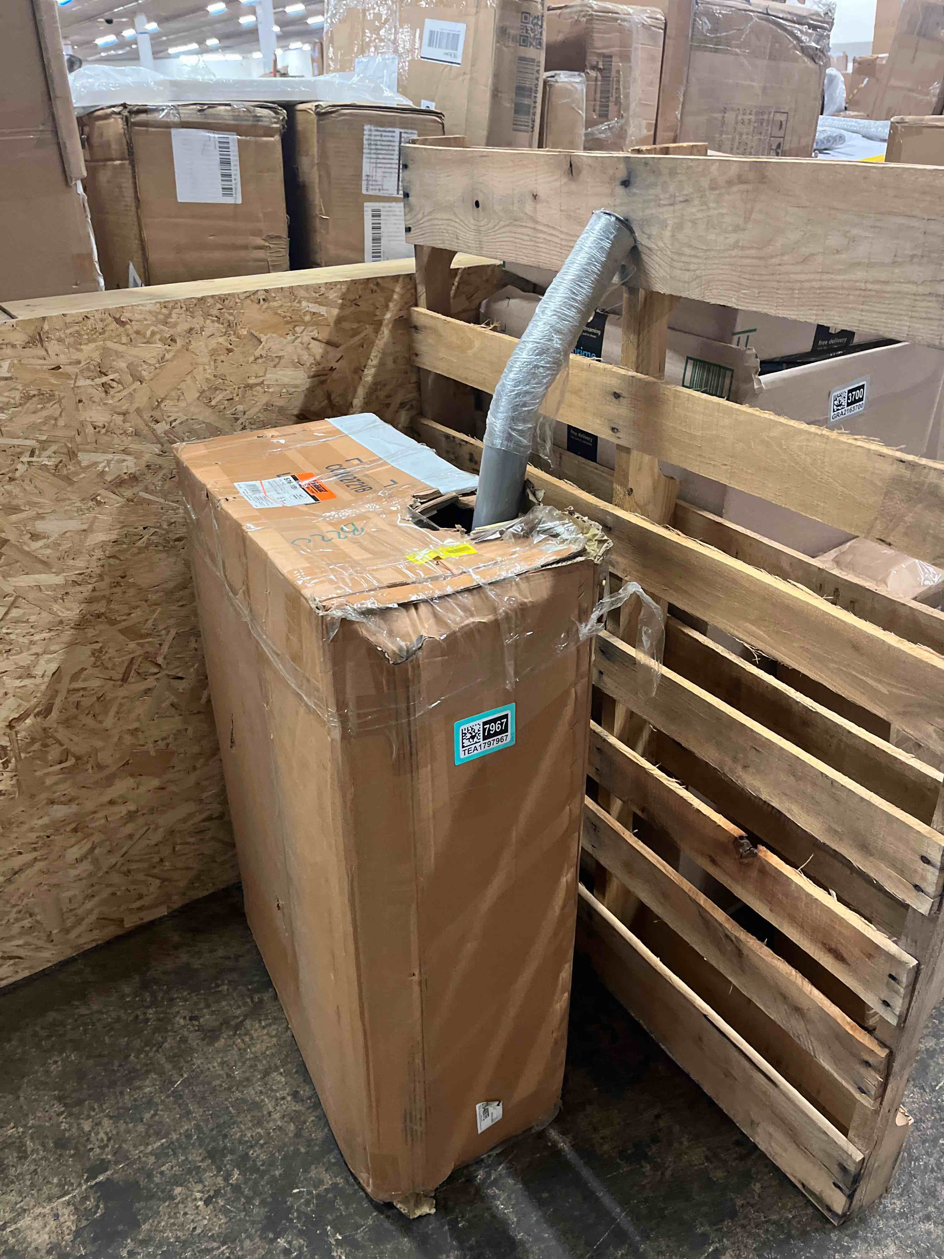 https://s3.amazonaws.com/lotting-images-prod/phillipi/TEA1797967_1760045502248.jpeg