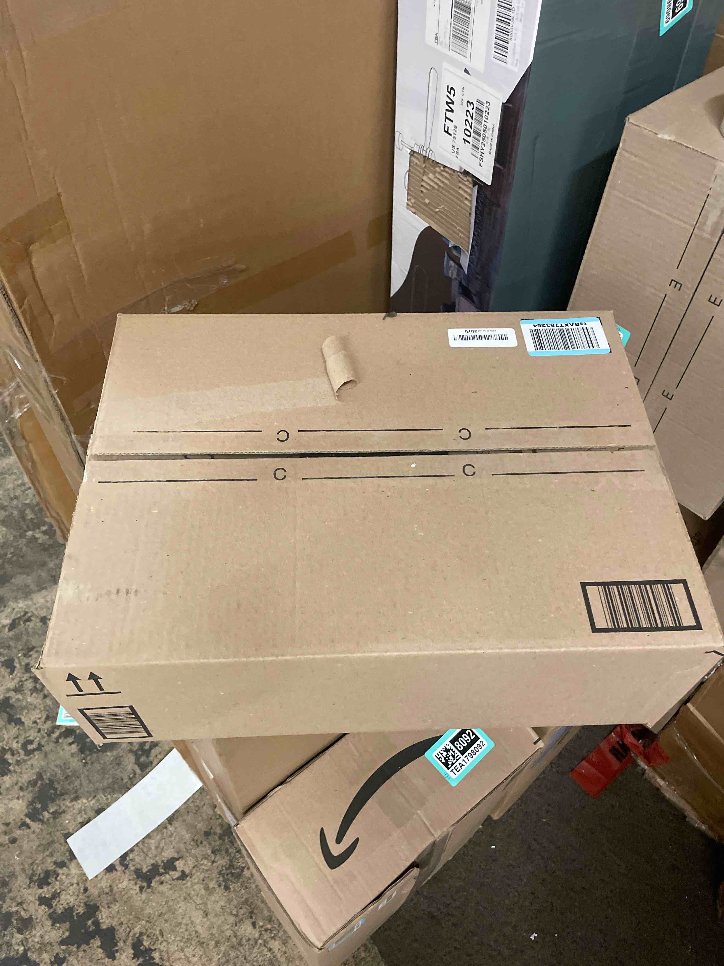 https://s3.amazonaws.com/lotting-images-prod/phillipi/TEA1798093_1758213010402.jpeg