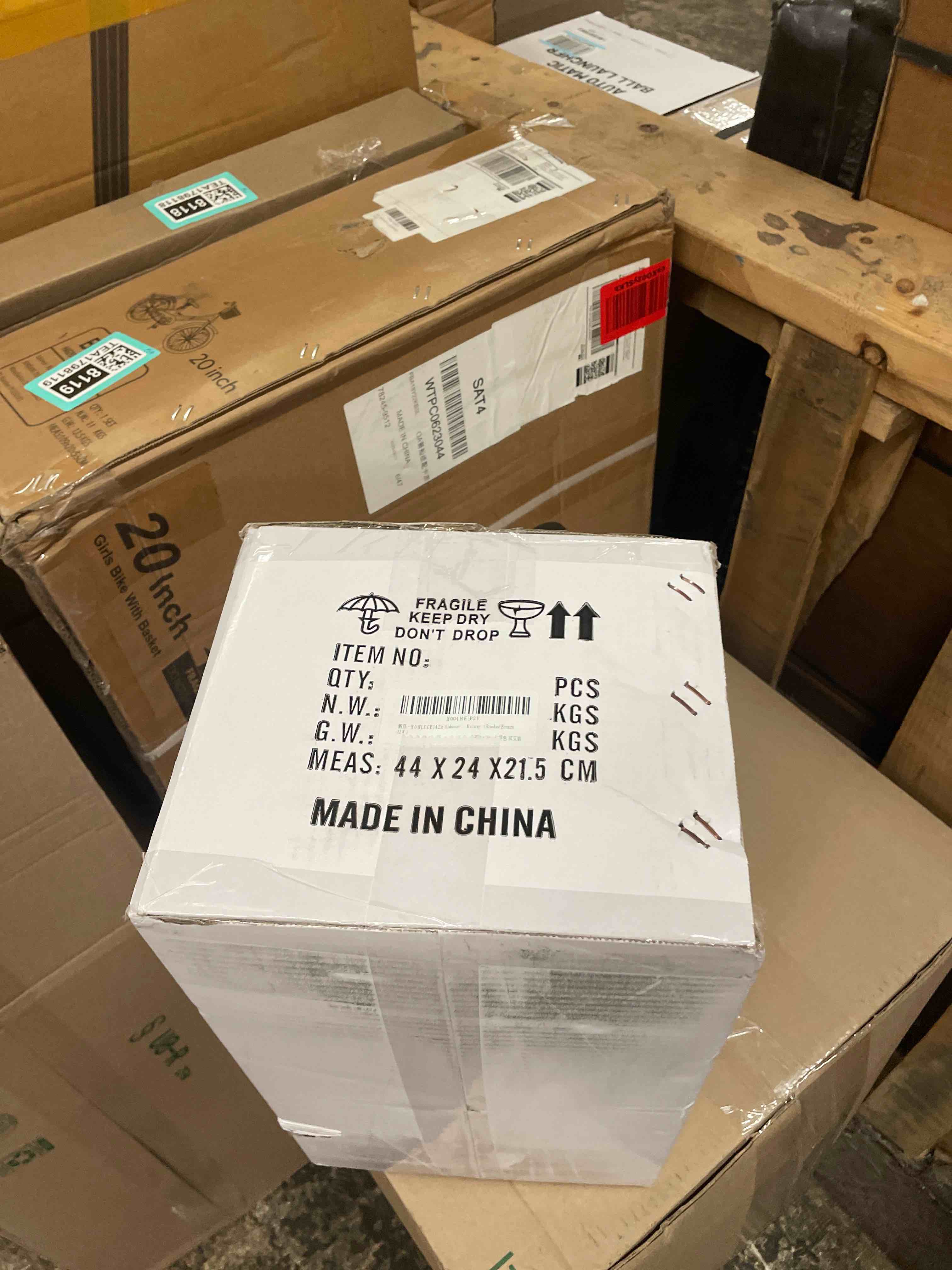 https://s3.amazonaws.com/lotting-images-prod/phillipi/TEA1798124_1758261960563.jpeg