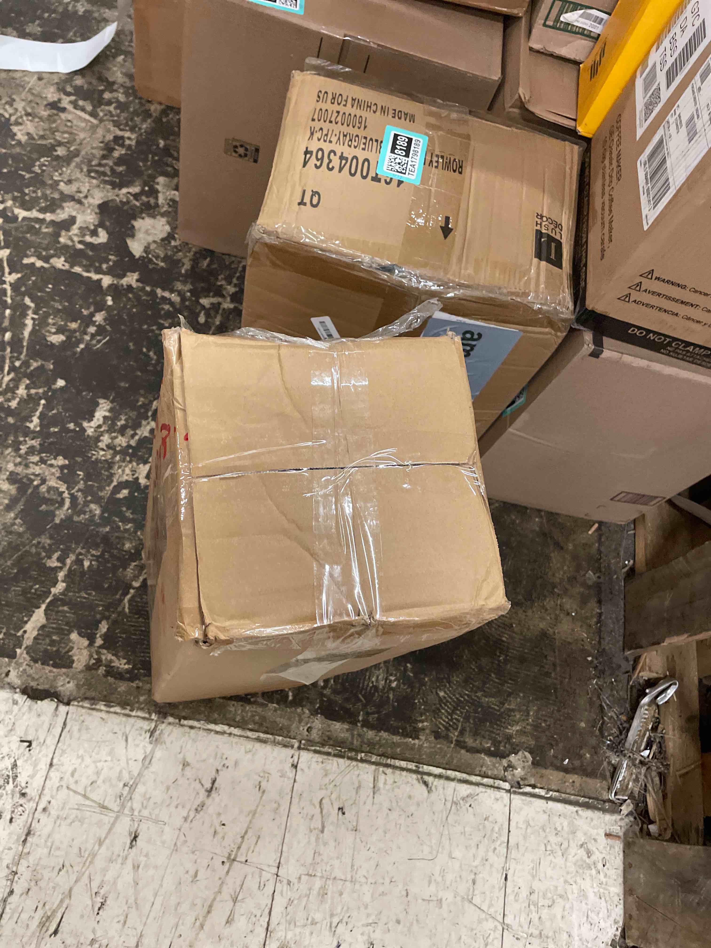 https://s3.amazonaws.com/lotting-images-prod/phillipi/TEA1798193_1758292321209.jpeg