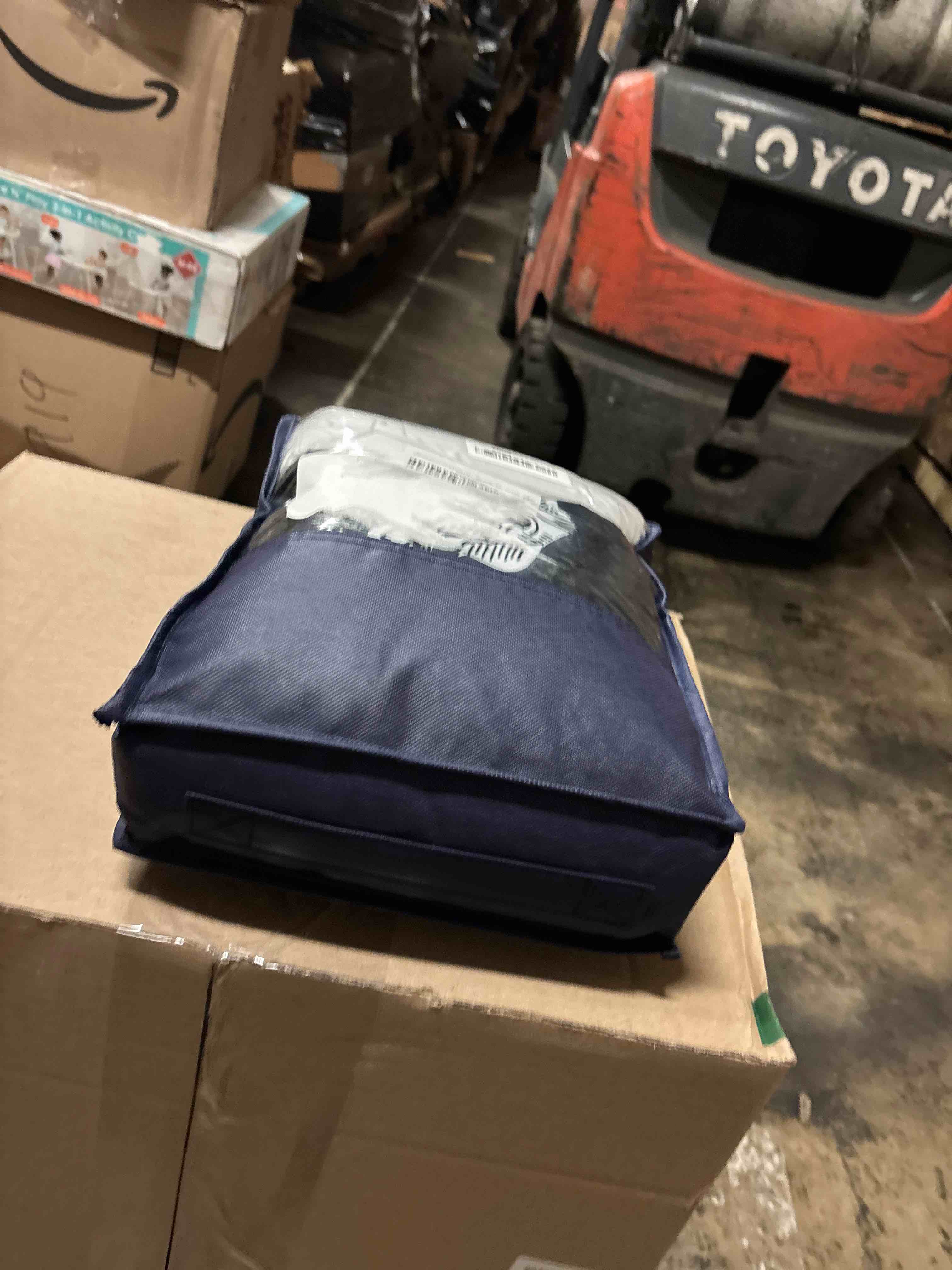 https://s3.amazonaws.com/lotting-images-prod/phillipi/TEA1798266_1758494787809.jpeg