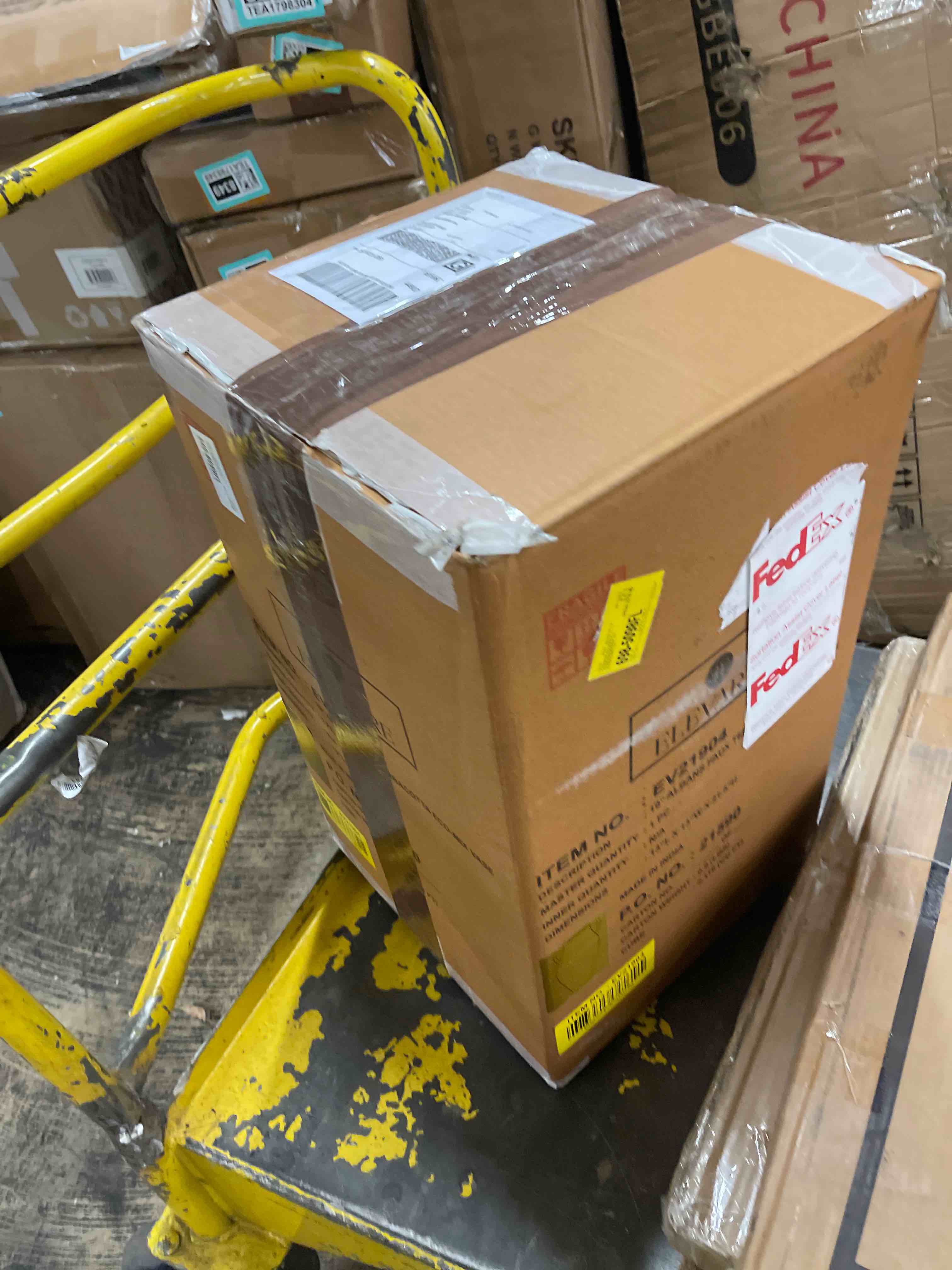 https://s3.amazonaws.com/lotting-images-prod/phillipi/TEA1798302_1758570254967.jpeg