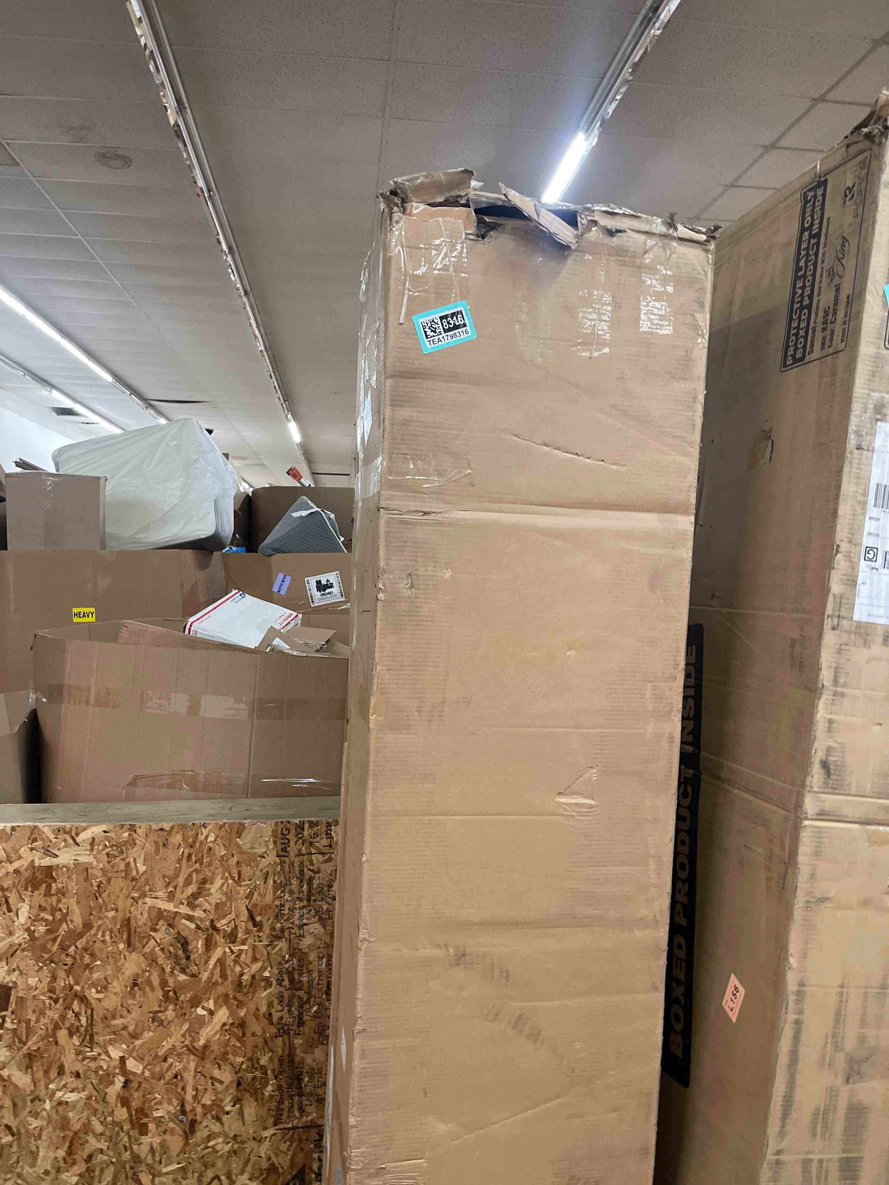 https://s3.amazonaws.com/lotting-images-prod/phillipi/TEA1798316_1758563026583.jpeg