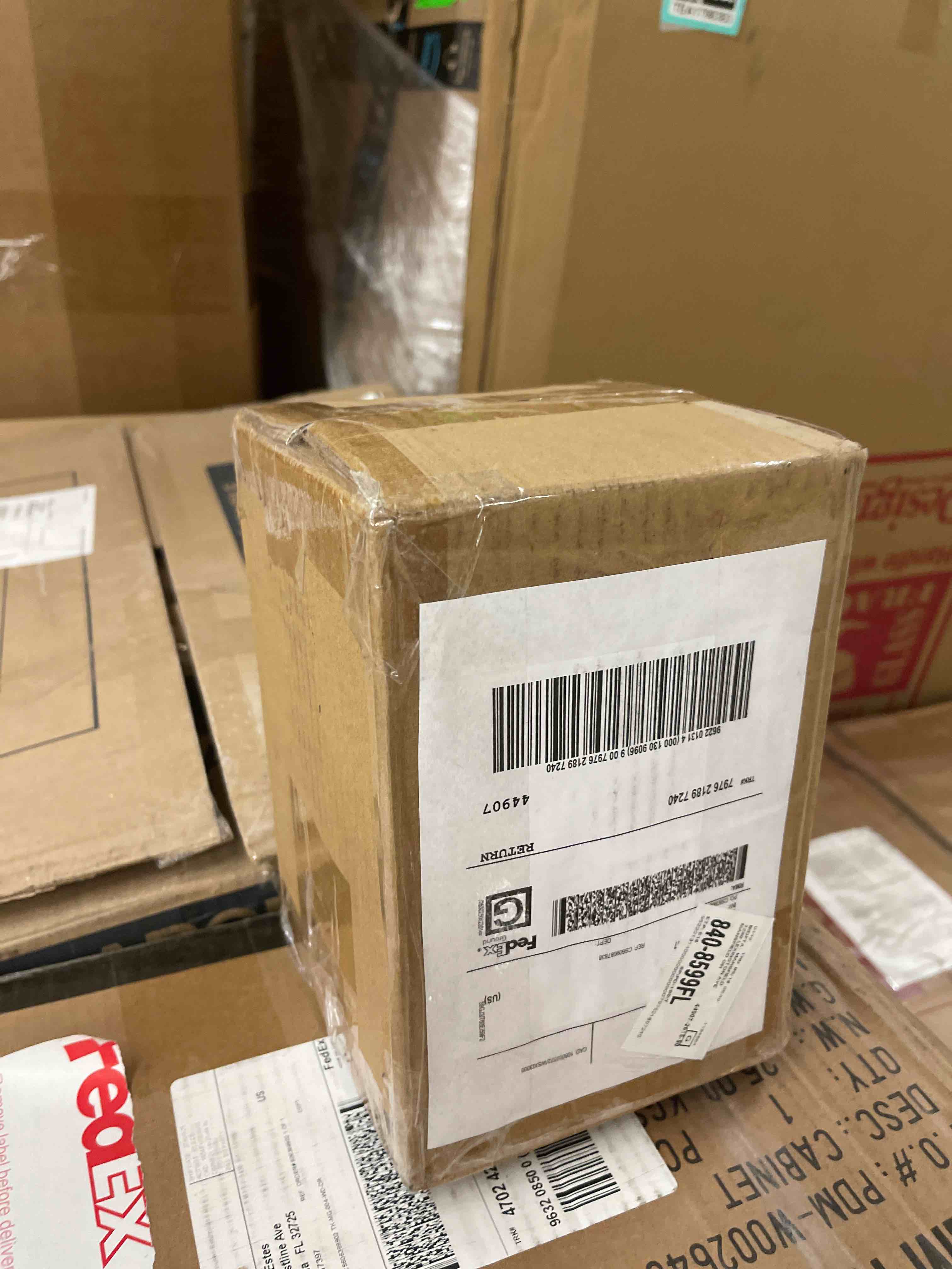 https://s3.amazonaws.com/lotting-images-prod/phillipi/TEA1798392_1758739388059.jpeg