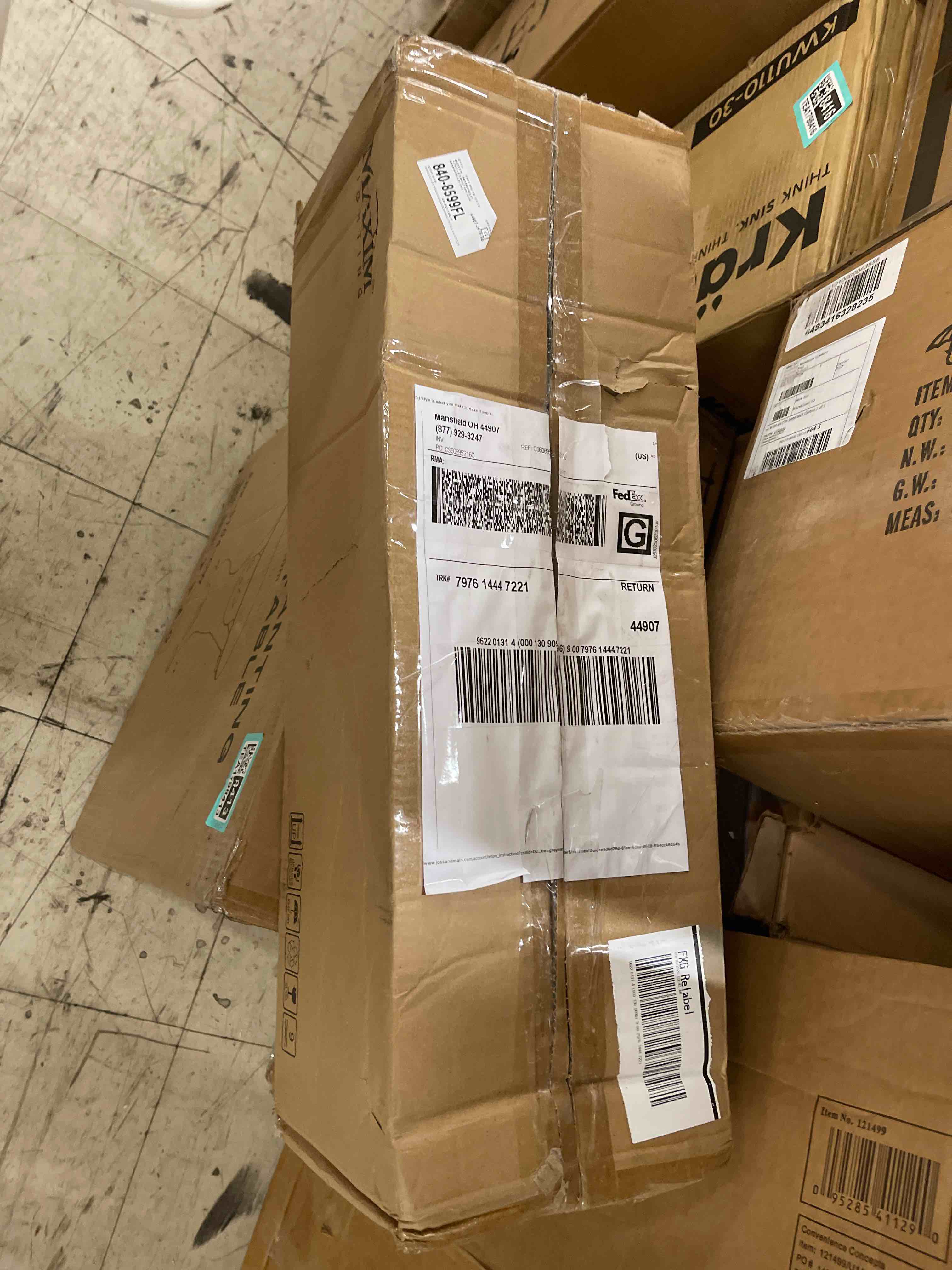 https://s3.amazonaws.com/lotting-images-prod/phillipi/TEA1798443_1758825290055.jpeg