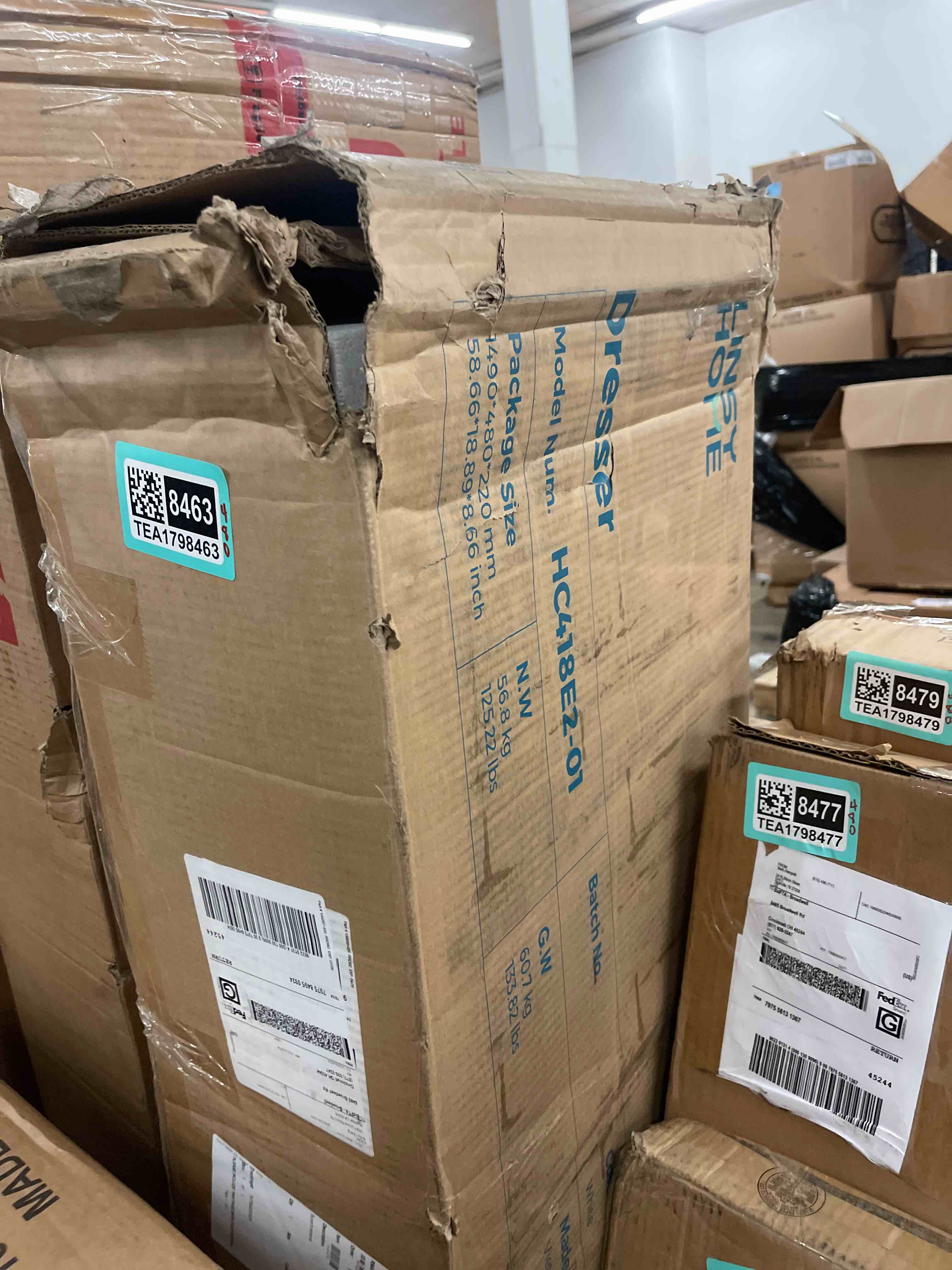 https://s3.amazonaws.com/lotting-images-prod/phillipi/TEA1798463_1759172620502.jpeg