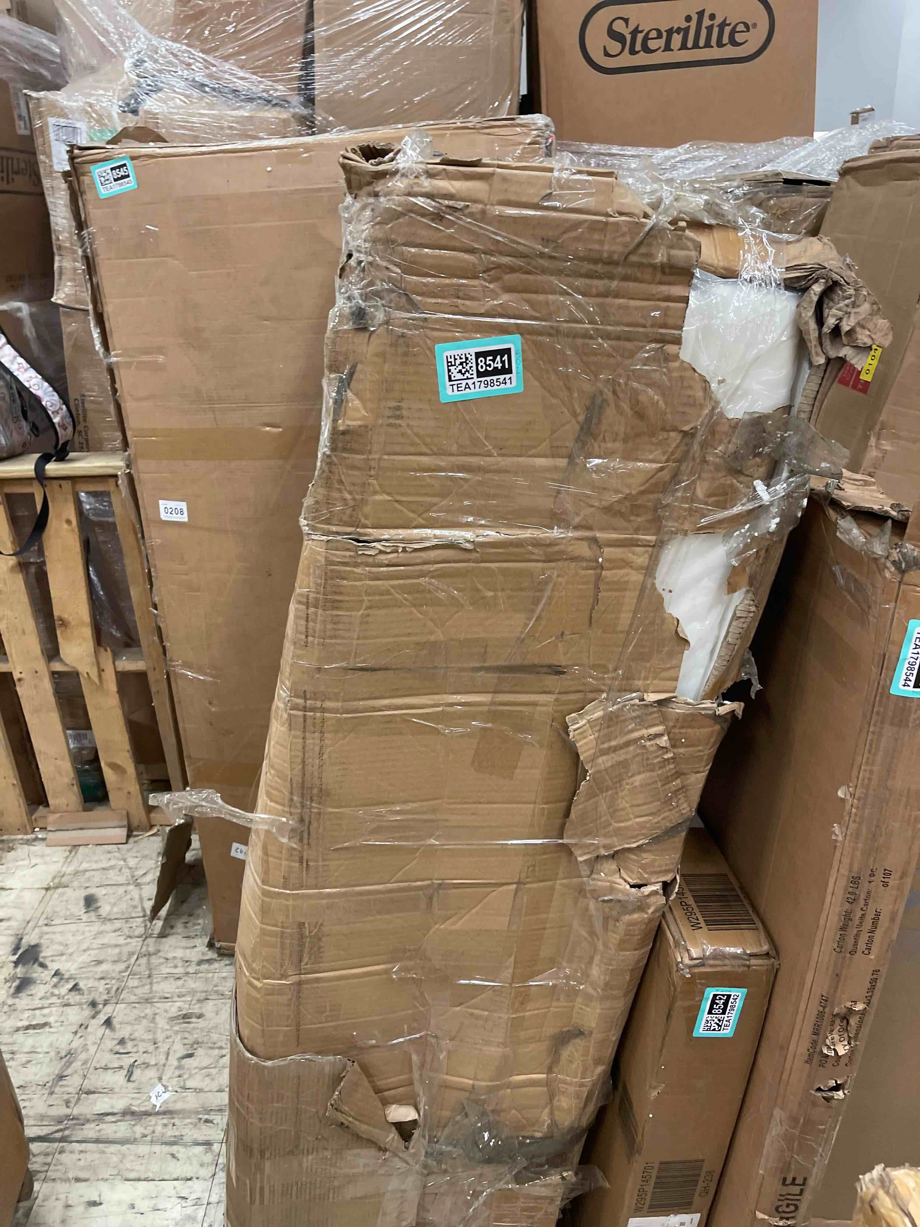 https://s3.amazonaws.com/lotting-images-prod/phillipi/TEA1798541_1759337842489.jpeg