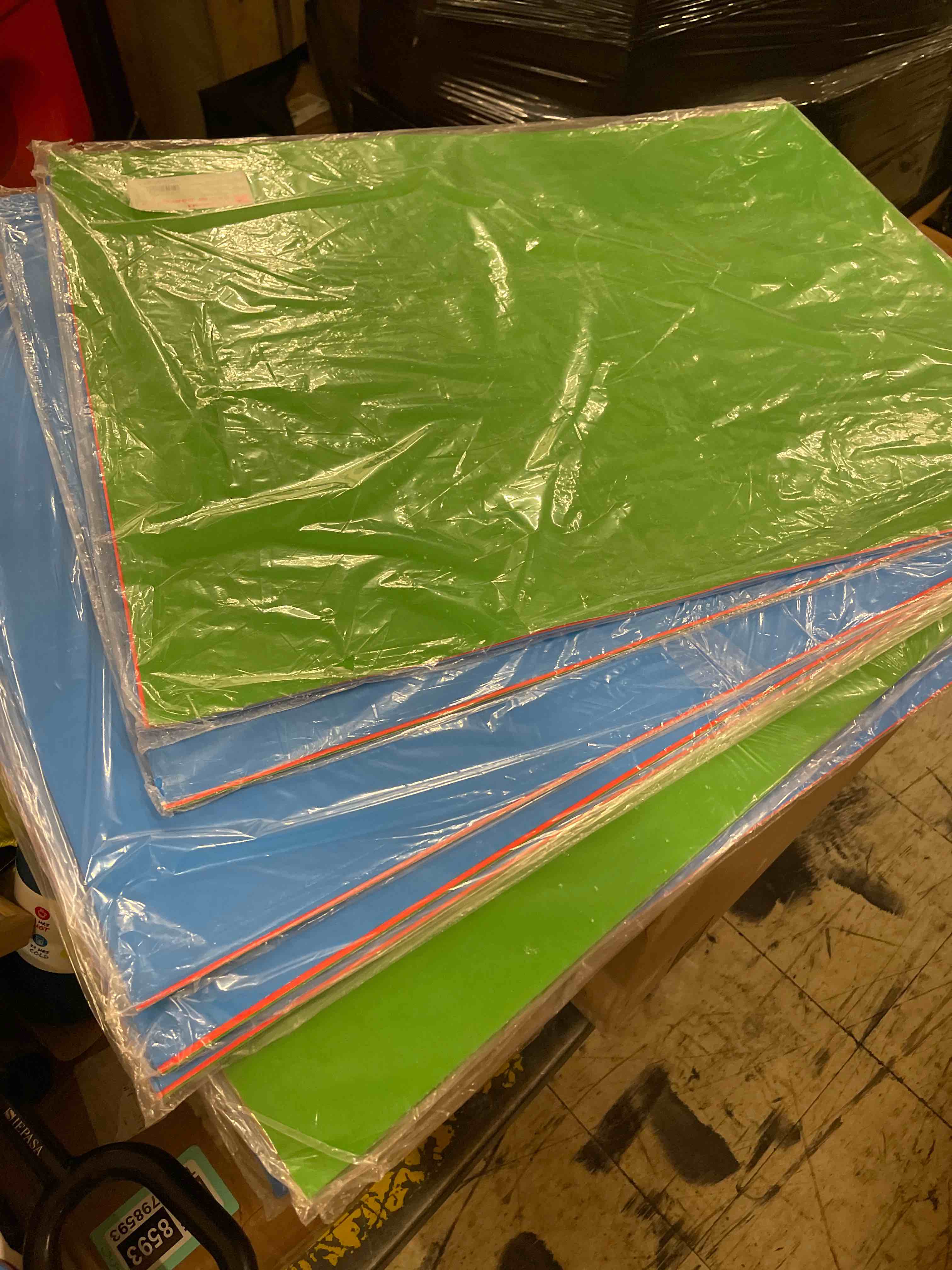 https://s3.amazonaws.com/lotting-images-prod/phillipi/TEA1798612_1759943264531.jpeg