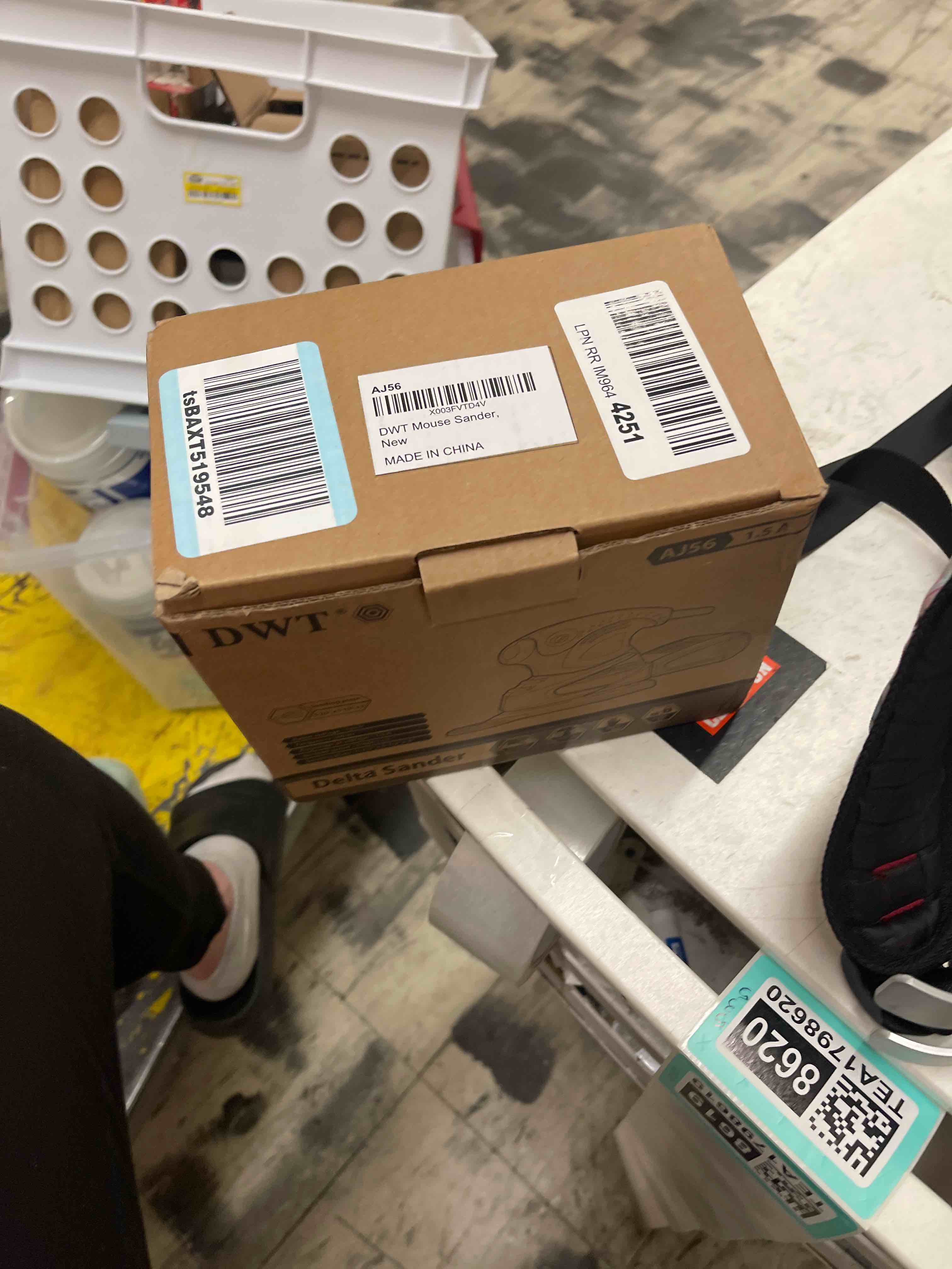 https://s3.amazonaws.com/lotting-images-prod/phillipi/TEA1798619_1759950686885.jpeg