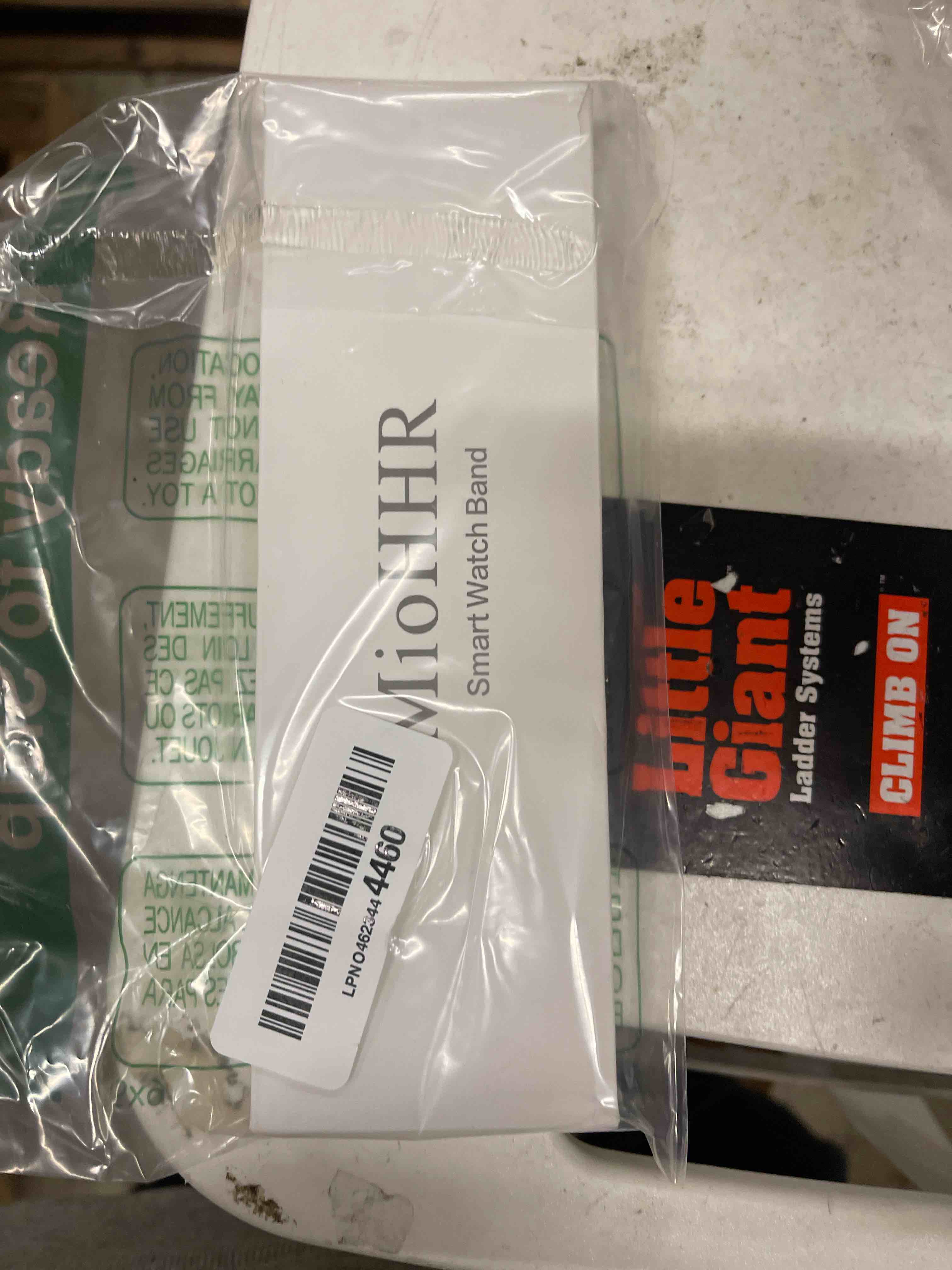 Condition photo showing New/Like New for MioHHR Slim Metal Band Compatible with Apple Watch Band 42mm(Series 11 10) 41mm(Series 9 8 7) 40mm(Series 6 5 4 SE3/2/1) 38mm(Series 3 2 1),Stainless Steel iWatch Bands for Women,Silver/Gold Silver/Gold 42mm(Series 11 10) 41mm 40mm 38mm