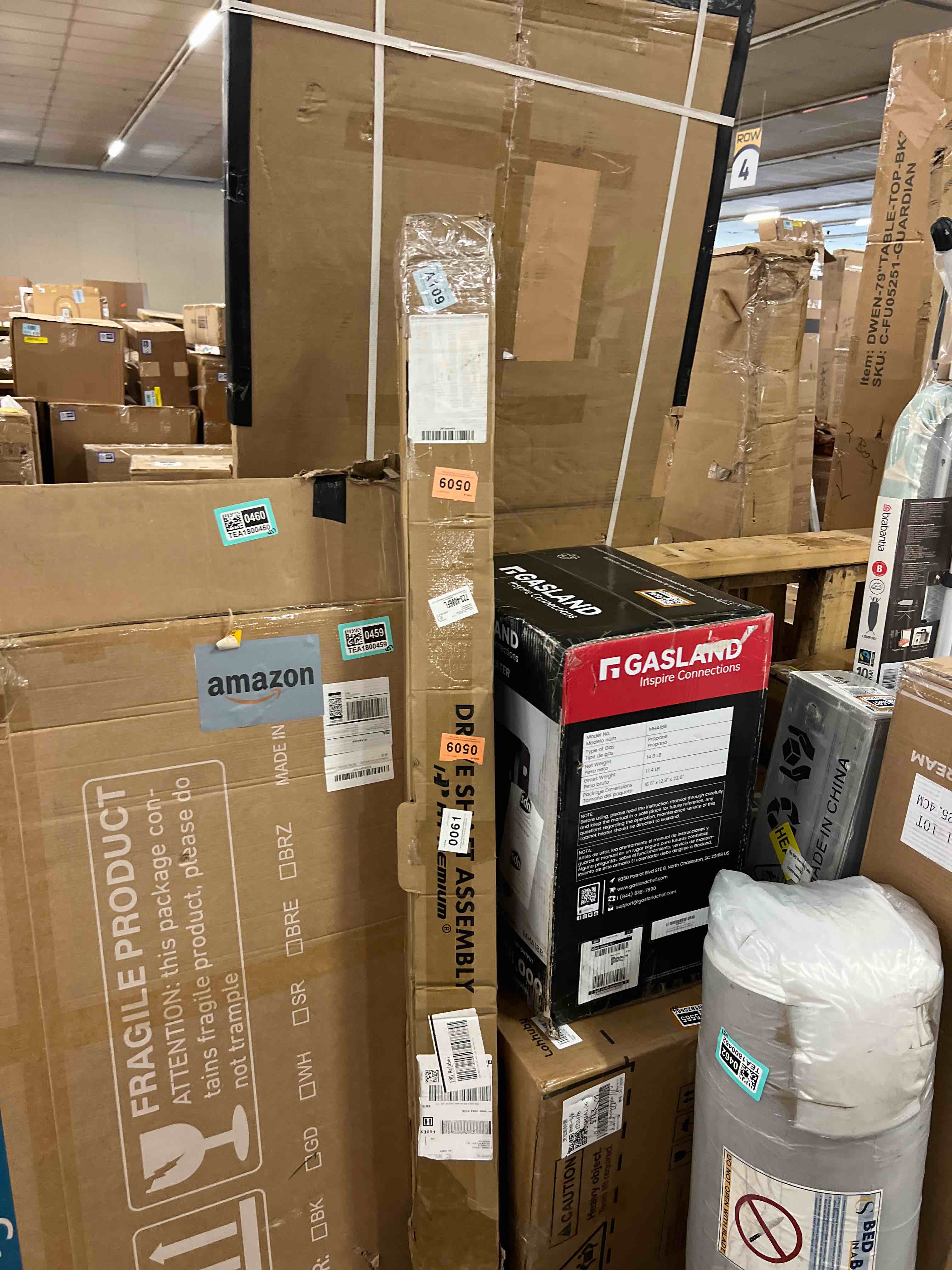 Condition photo showing New/Like New for A-Premium 62.01" Rear Drive Shaft Prop Shaft Driveshaft Compatible with Chevrolet & GMC, Silverado 1500 Sierra 1500 4.3L 4.8L 5.3L, Silverado 2500 Sierra 2500 5.3L 6.0L, 1999-2000, [4WD]