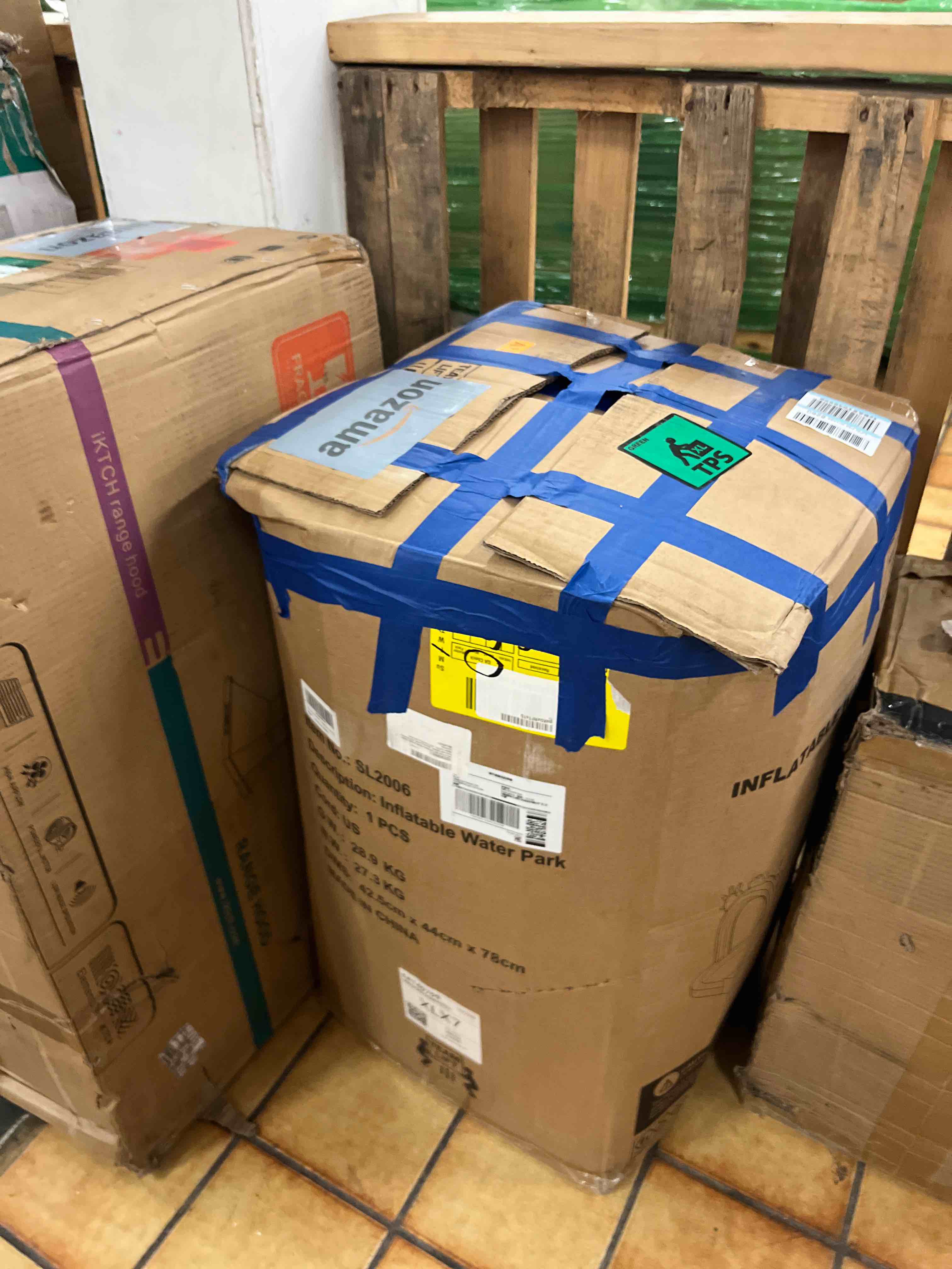 https://s3.amazonaws.com/lotting-images-prod/phillipi/TEA1801009_1755622106139.jpeg
