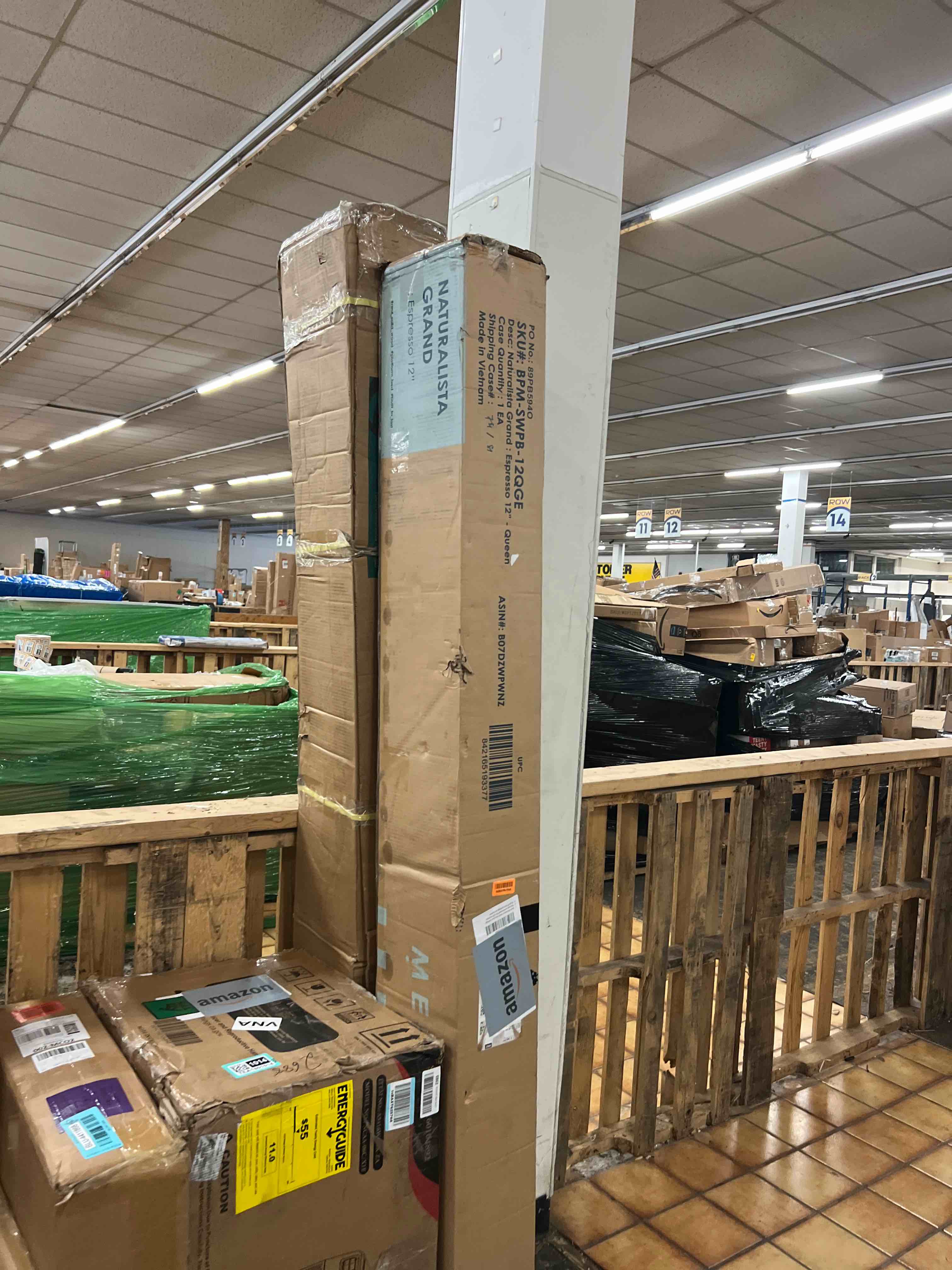 https://s3.amazonaws.com/lotting-images-prod/phillipi/TEA1801012_1755621565921.jpeg