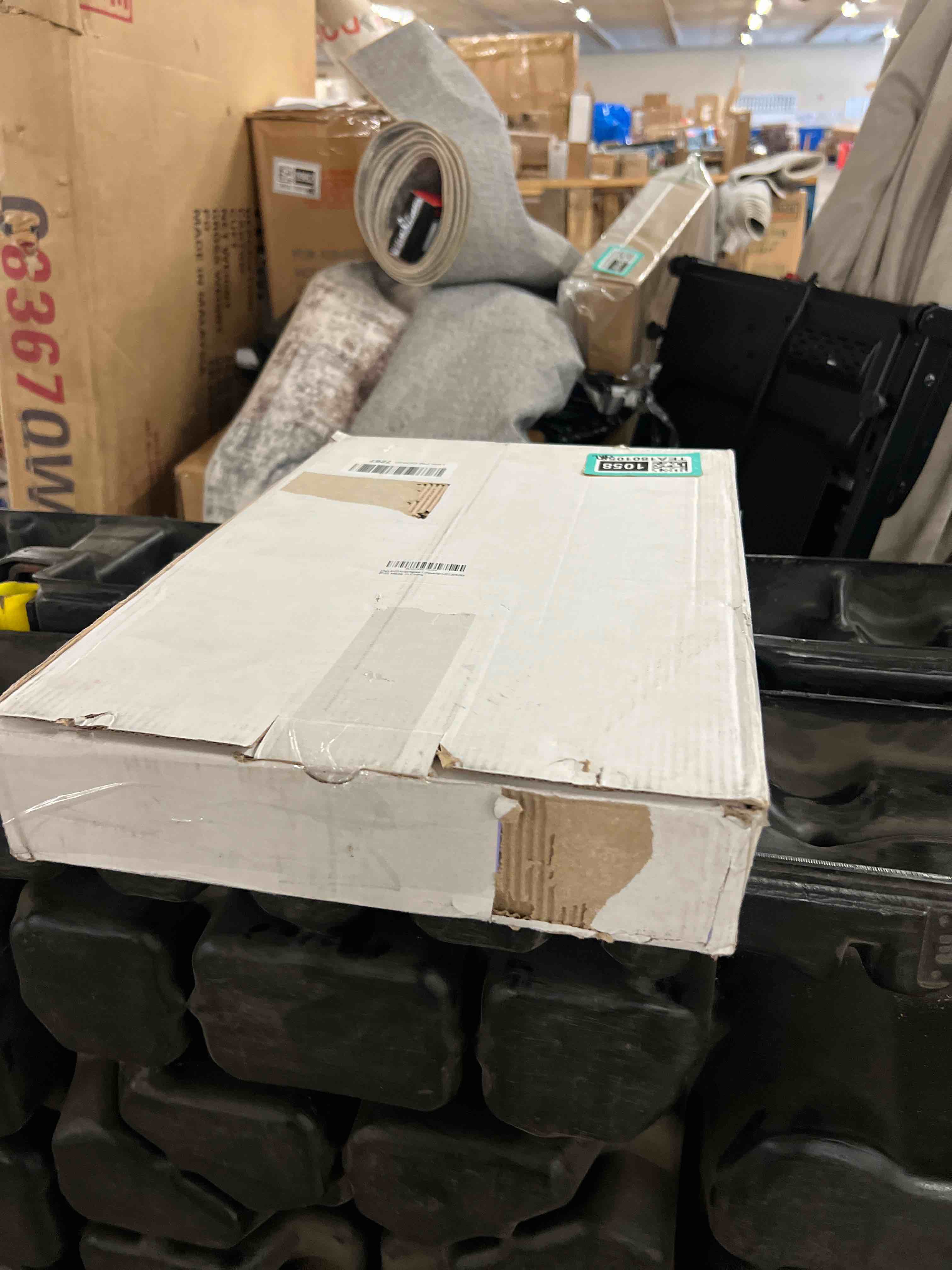 https://s3.amazonaws.com/lotting-images-prod/phillipi/TEA1801058_1755708550797.jpeg