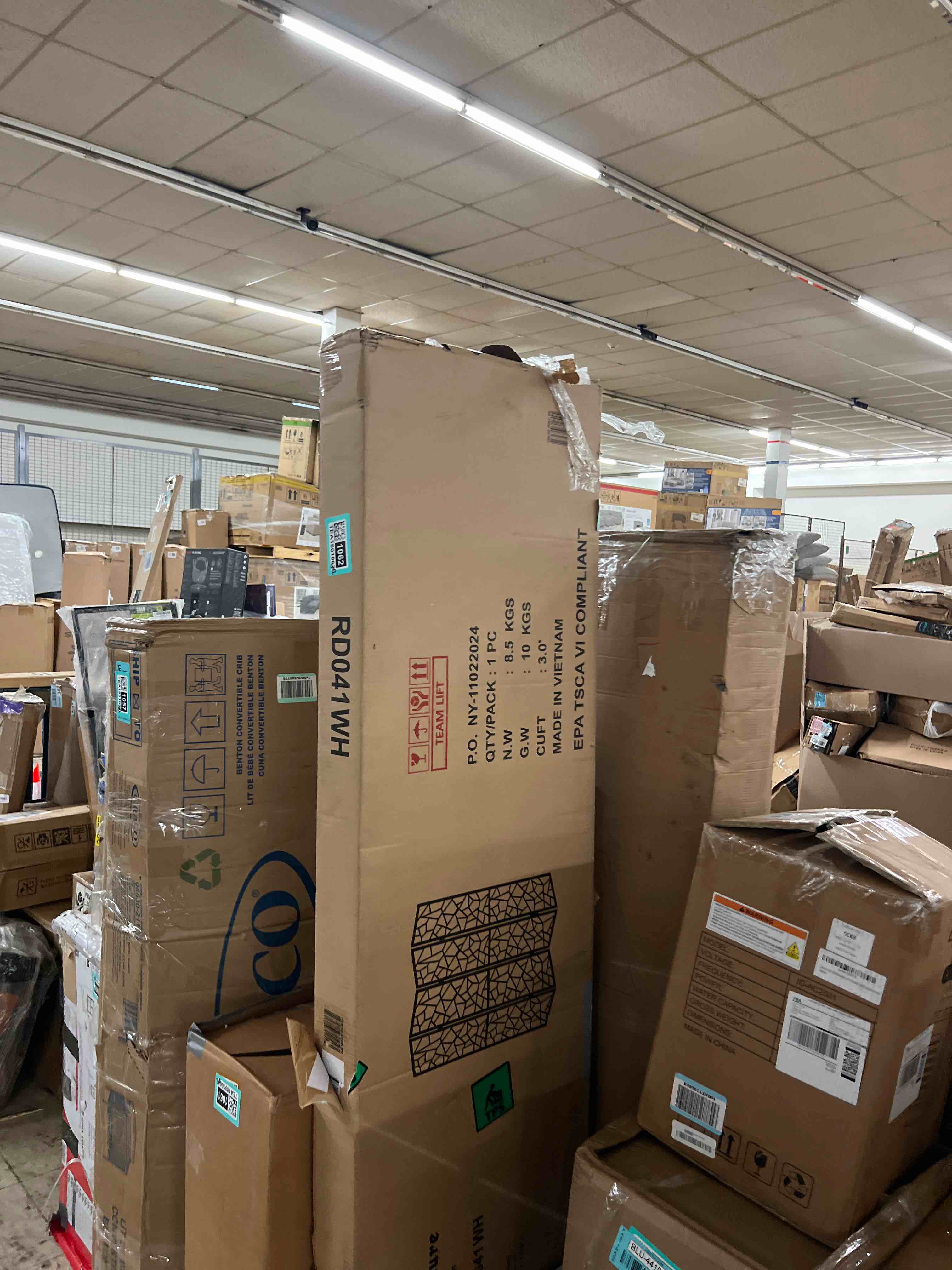 https://s3.amazonaws.com/lotting-images-prod/phillipi/TEA1801062_1755708865059.jpeg