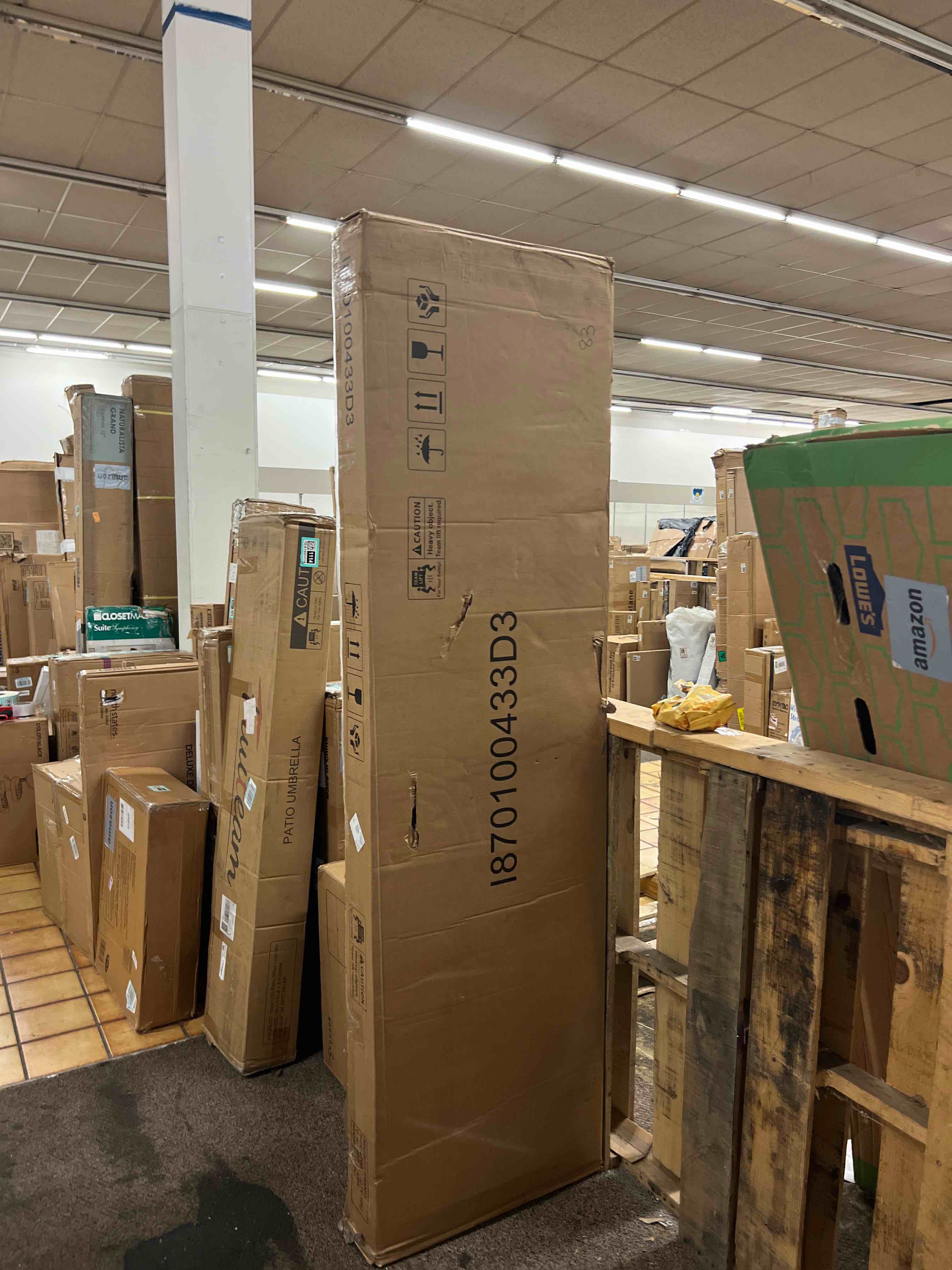 https://s3.amazonaws.com/lotting-images-prod/phillipi/TEA1801112_1755717023725.jpeg