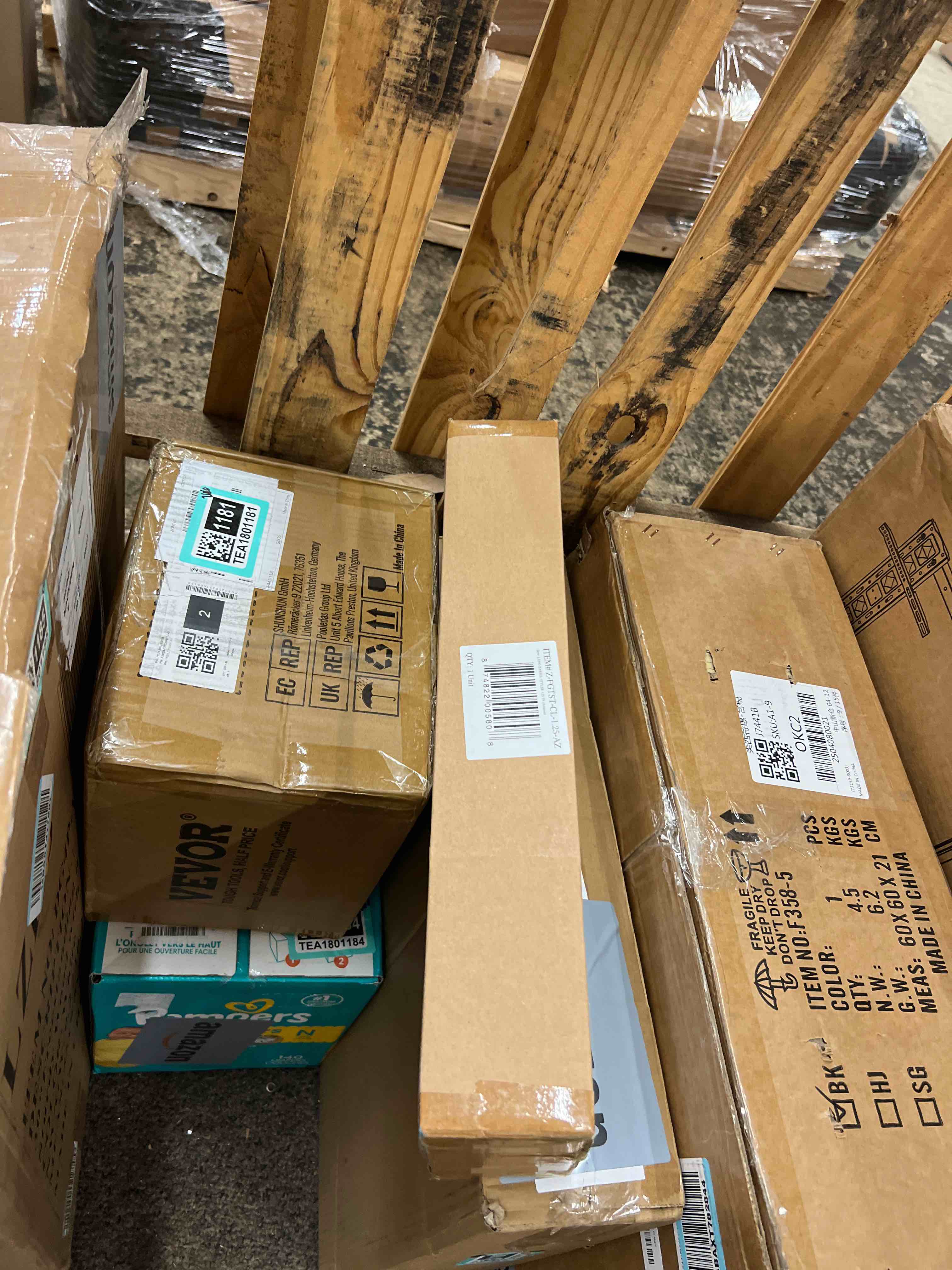 https://s3.amazonaws.com/lotting-images-prod/phillipi/TEA1801174_1755799002066.jpeg
