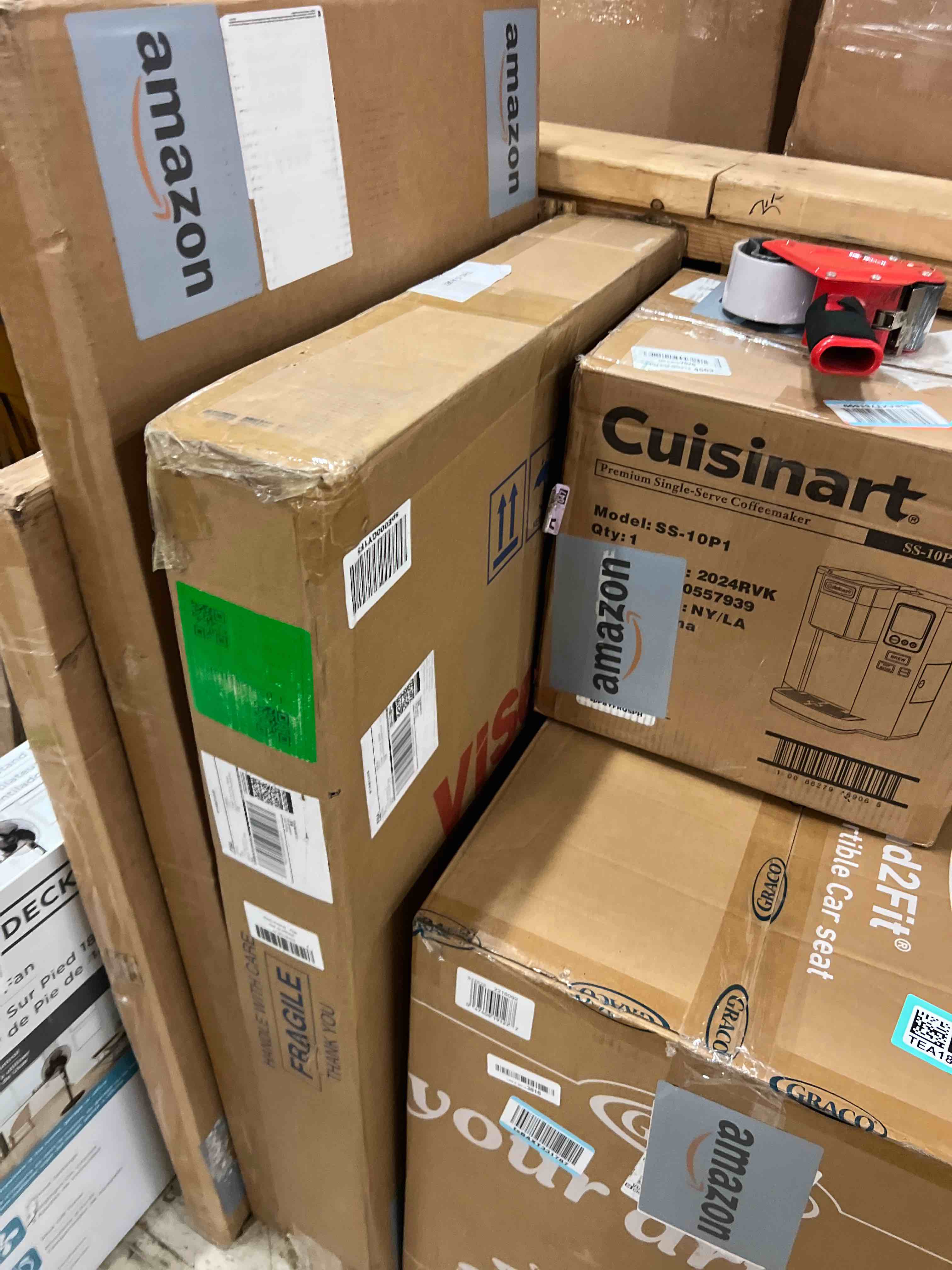 https://s3.amazonaws.com/lotting-images-prod/phillipi/TEA1801244_1755884744409.jpeg