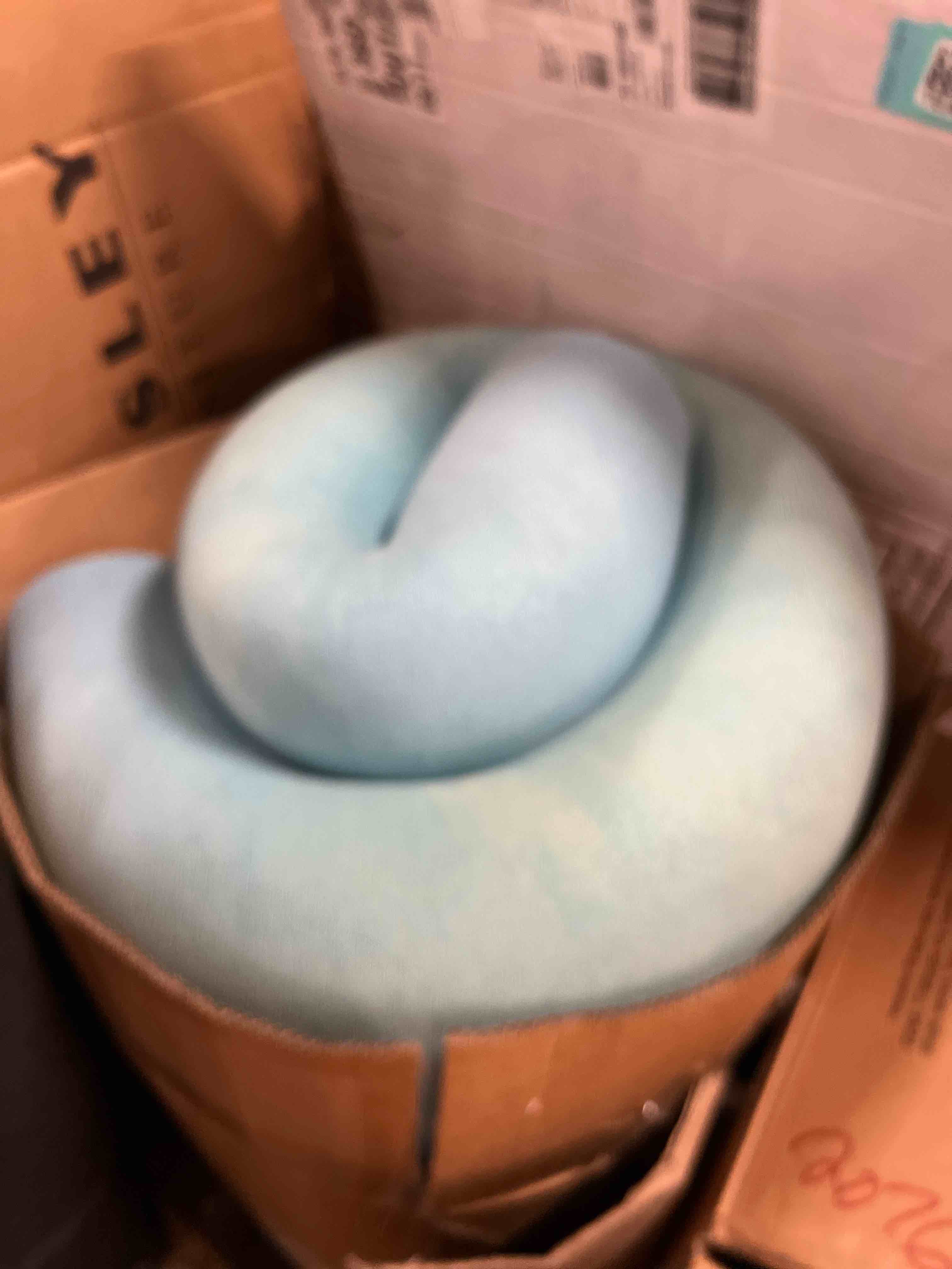 https://s3.amazonaws.com/lotting-images-prod/phillipi/TEA1801333_1756399684716.jpeg