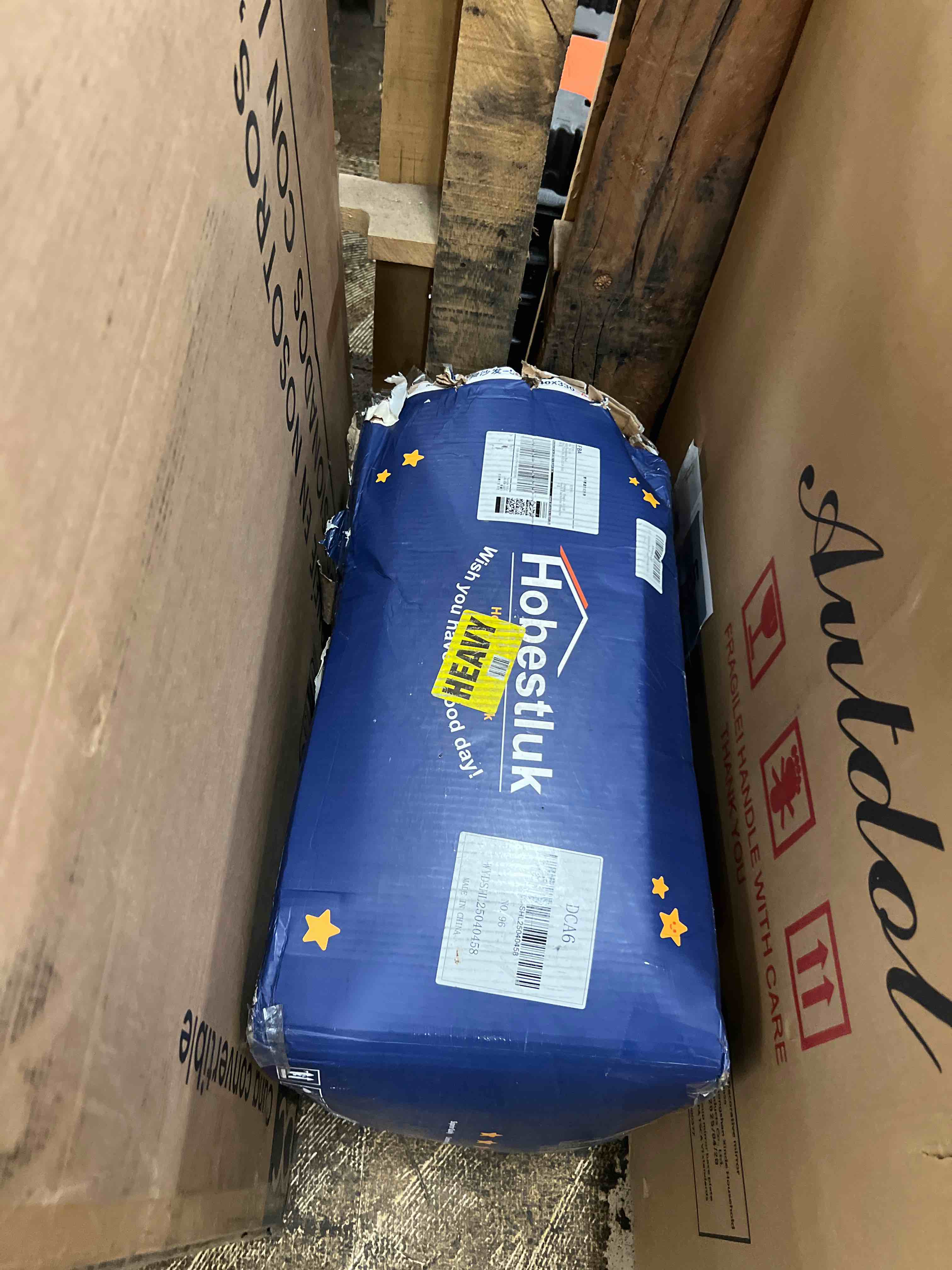 https://s3.amazonaws.com/lotting-images-prod/phillipi/TEA1801463_1756217095924.jpeg